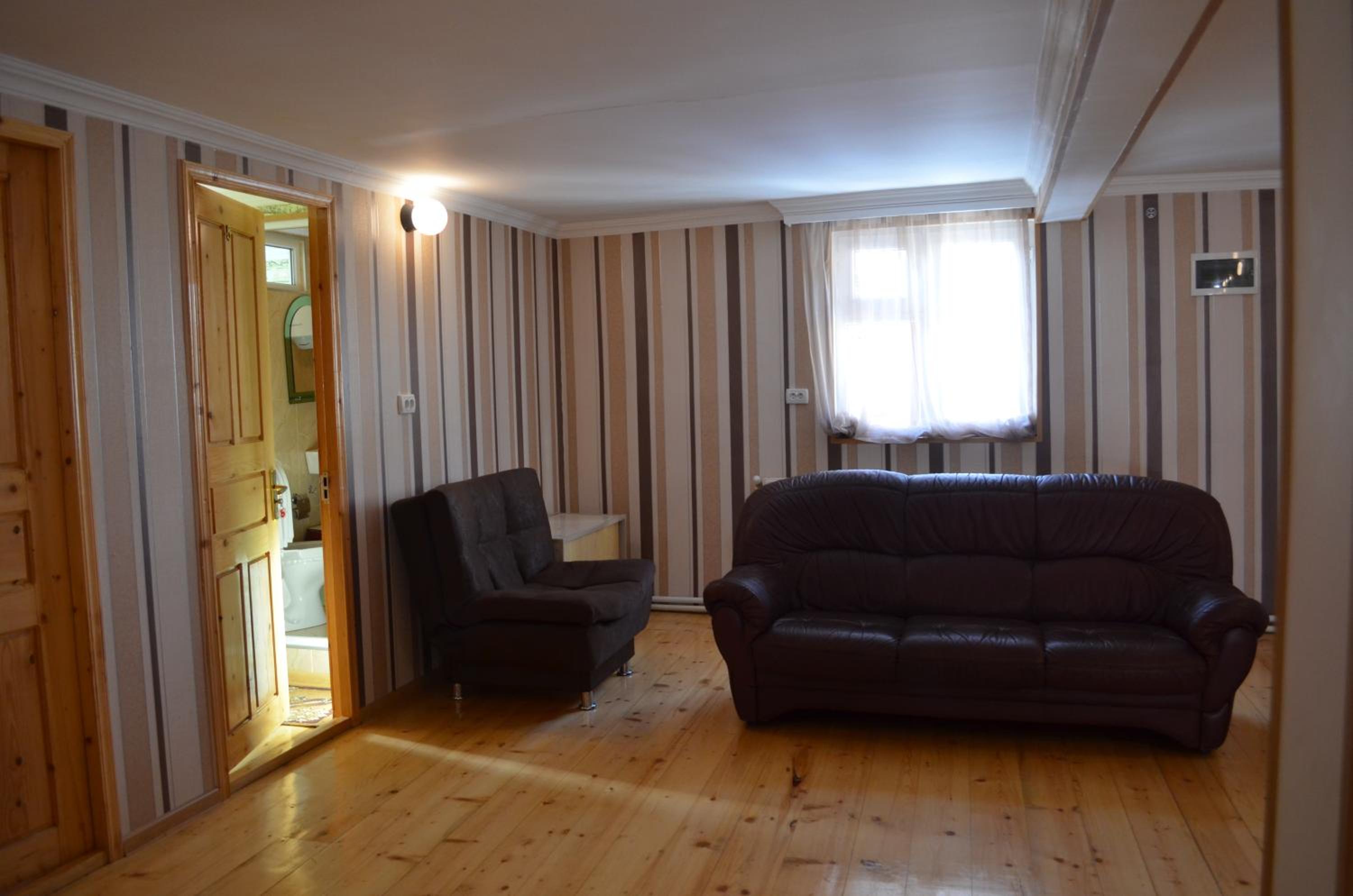Guesthouse Qarim