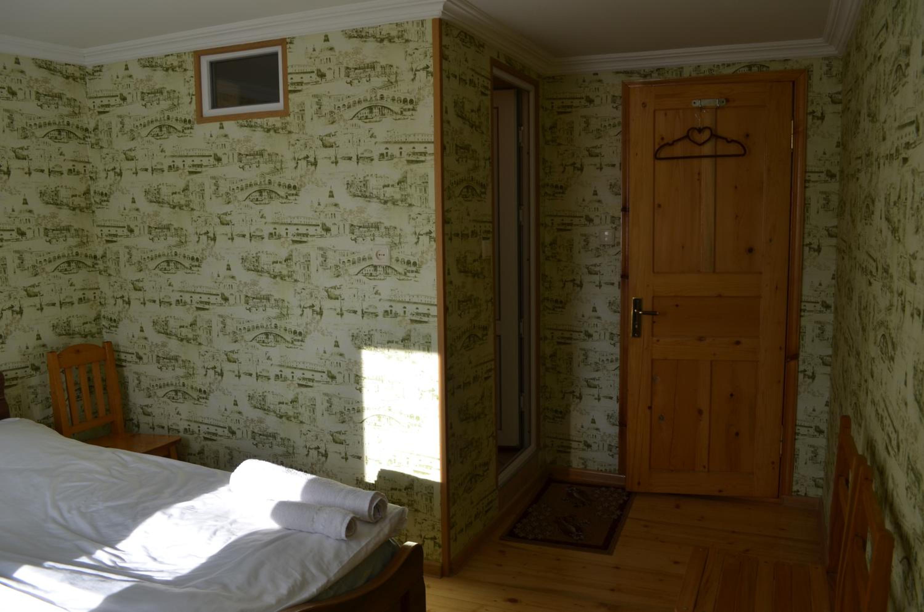 Guesthouse Qarim
