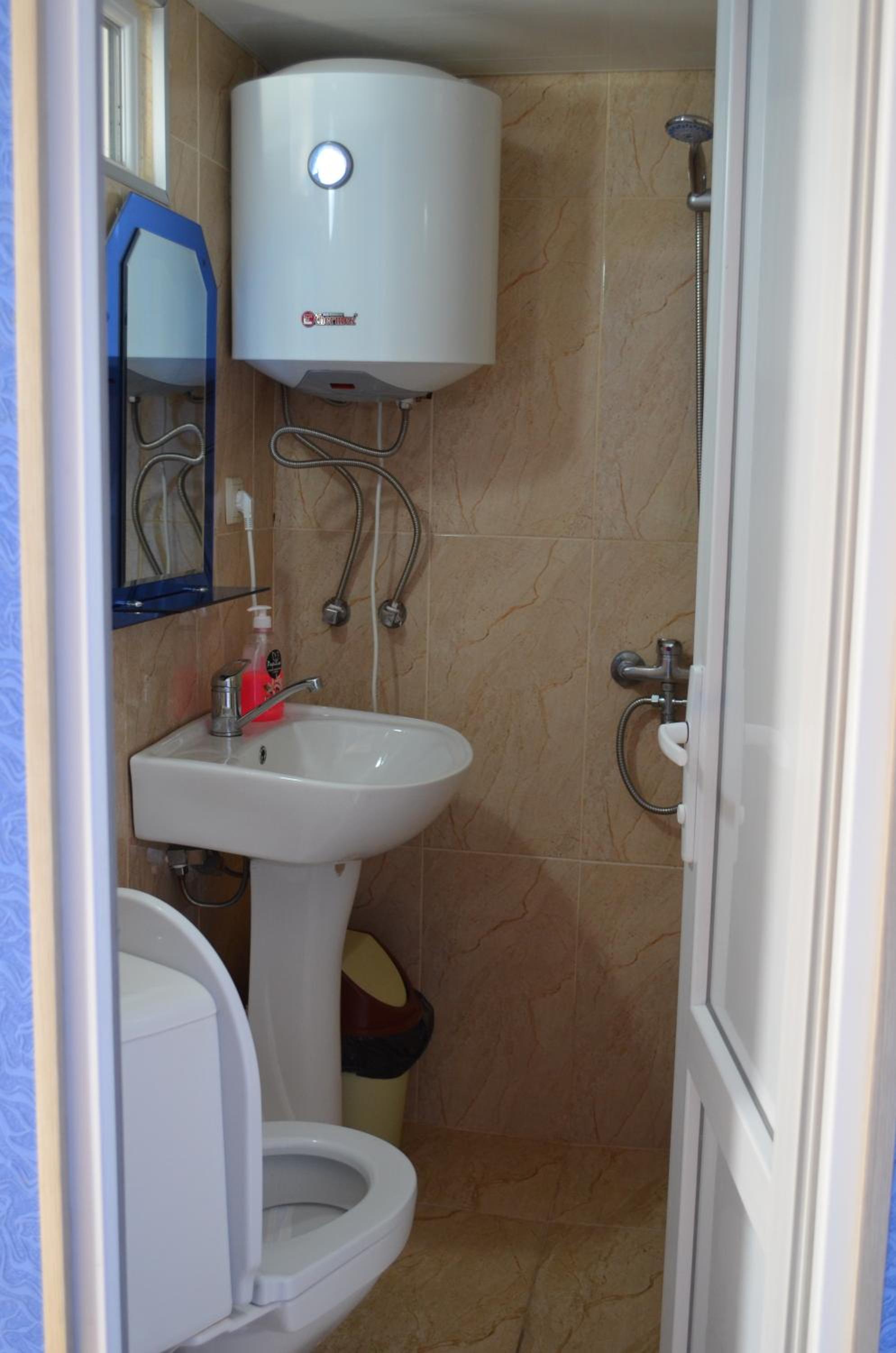 Guesthouse Qarim