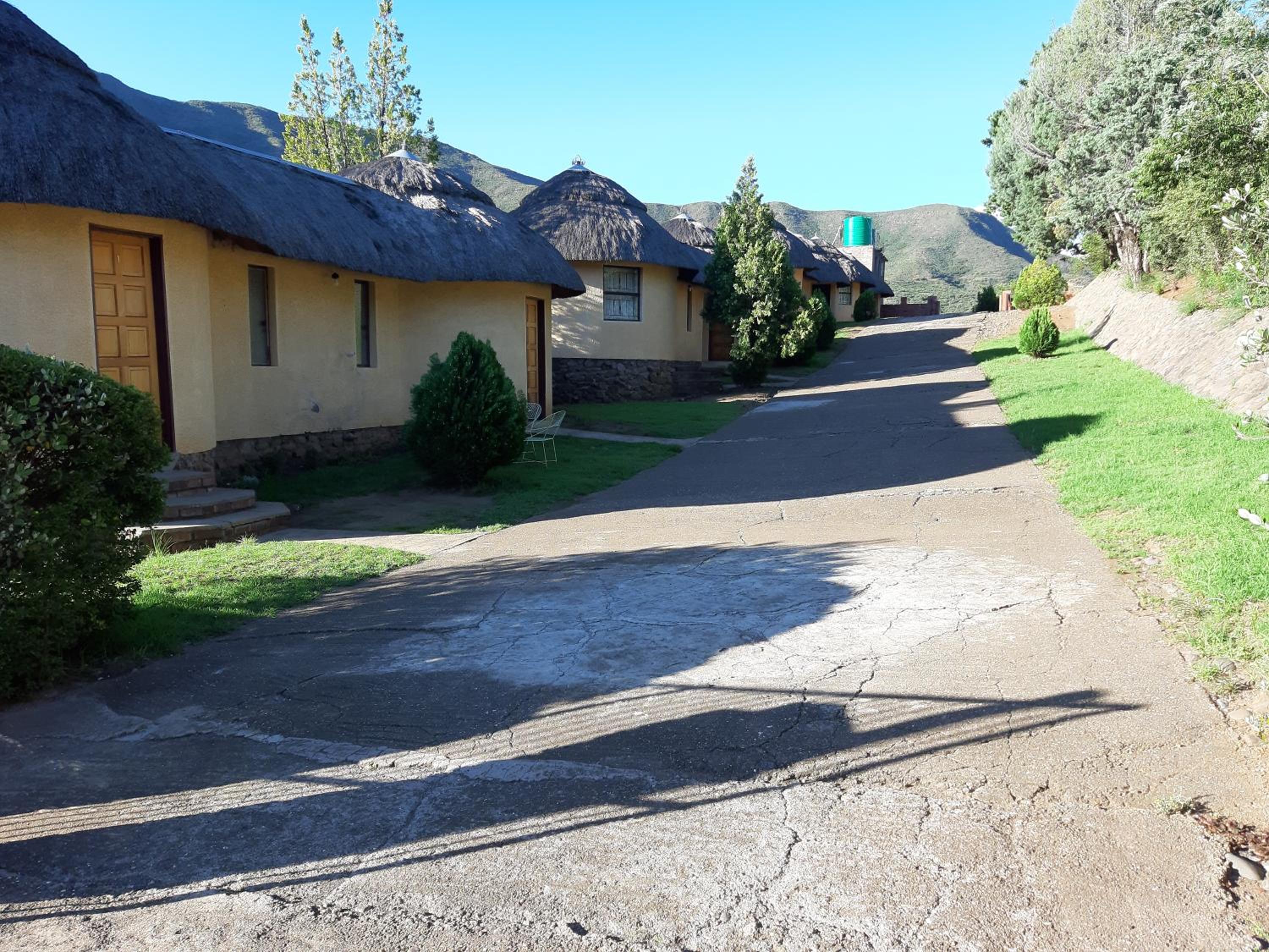 Maluti Stay Lodge view 5