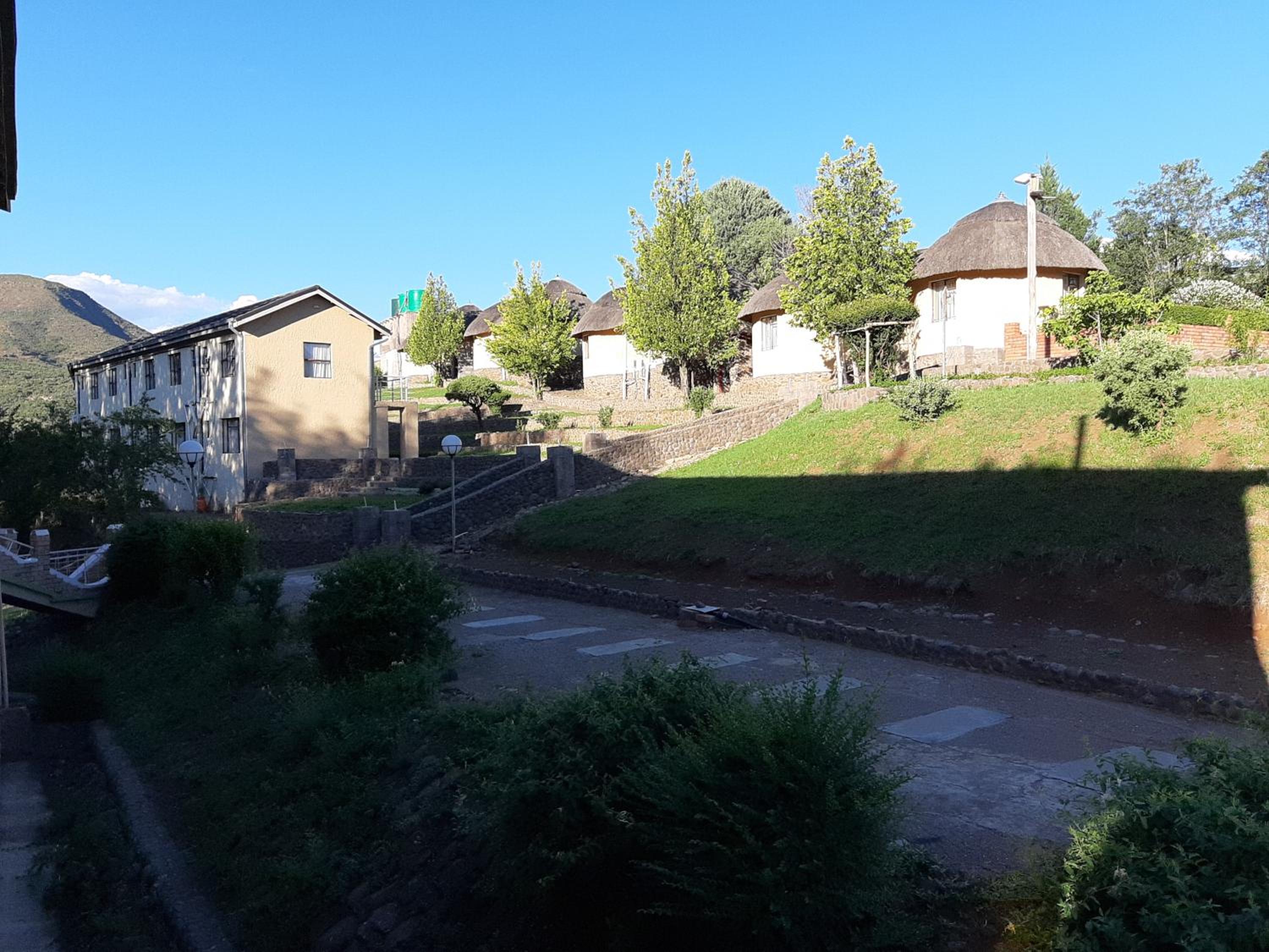Maluti Stay Lodge view 4