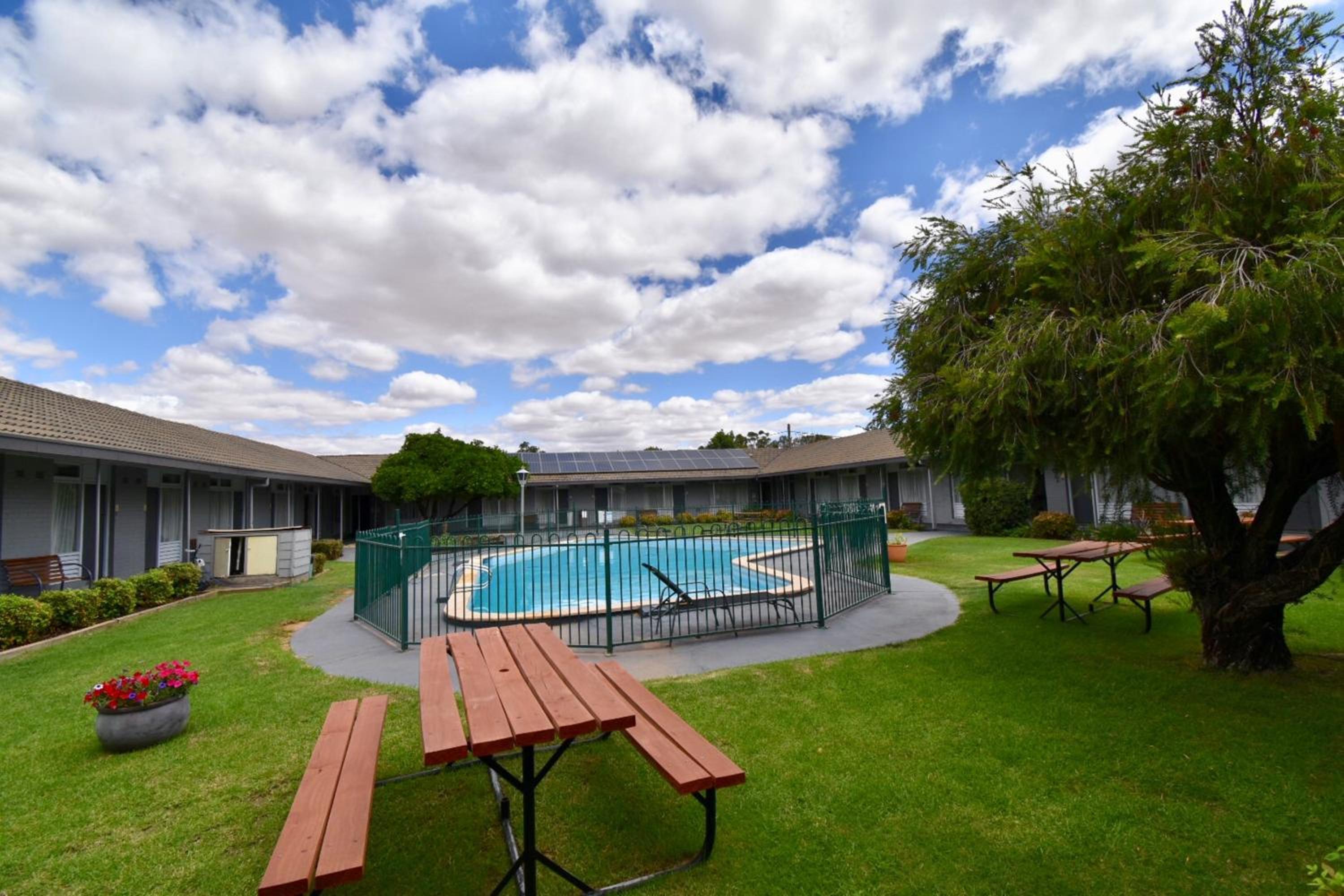 Townhouse Motel Cowra