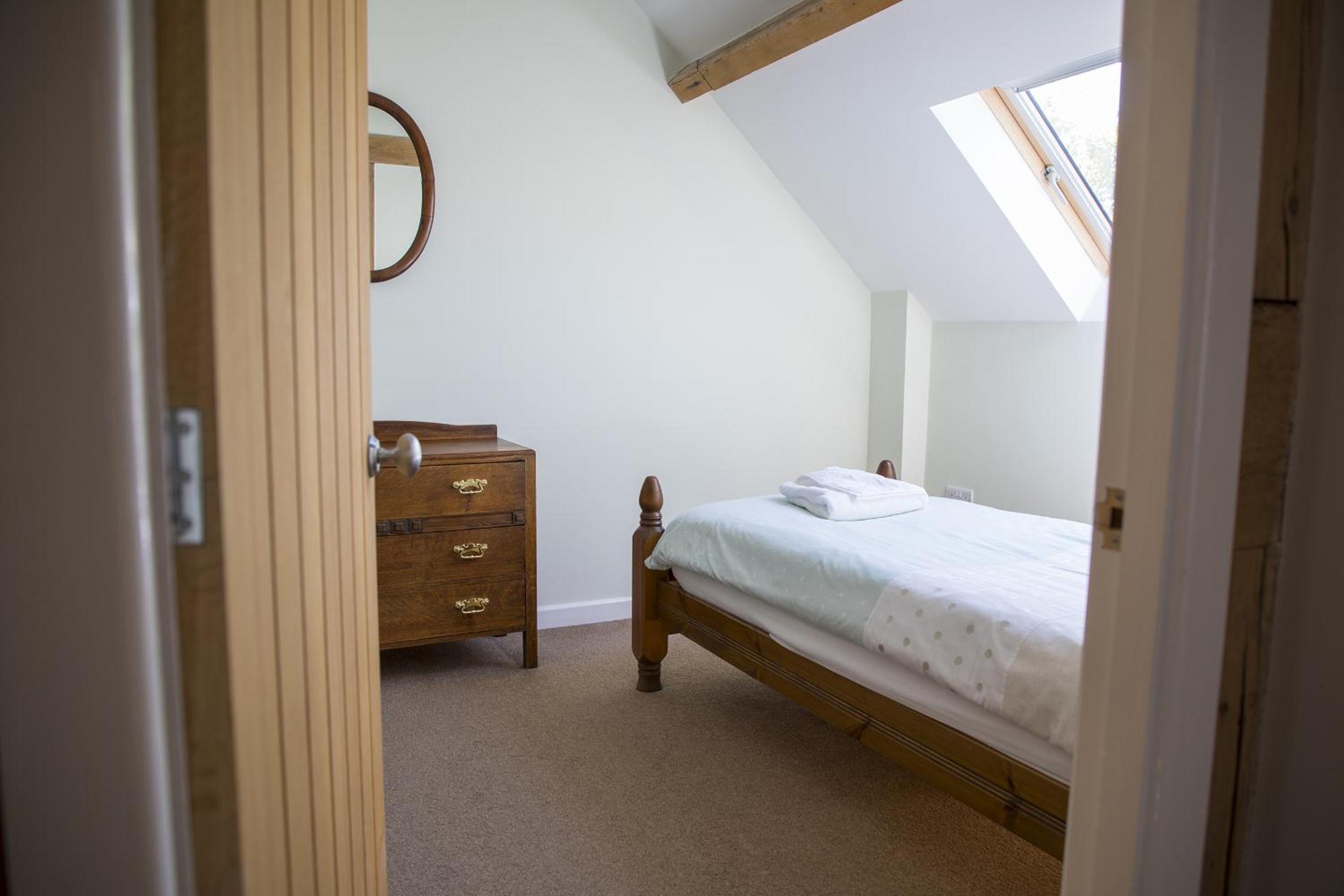 Finest Retreats - 2 Bed Llangollen Cottage - Sleeps 4 view 5