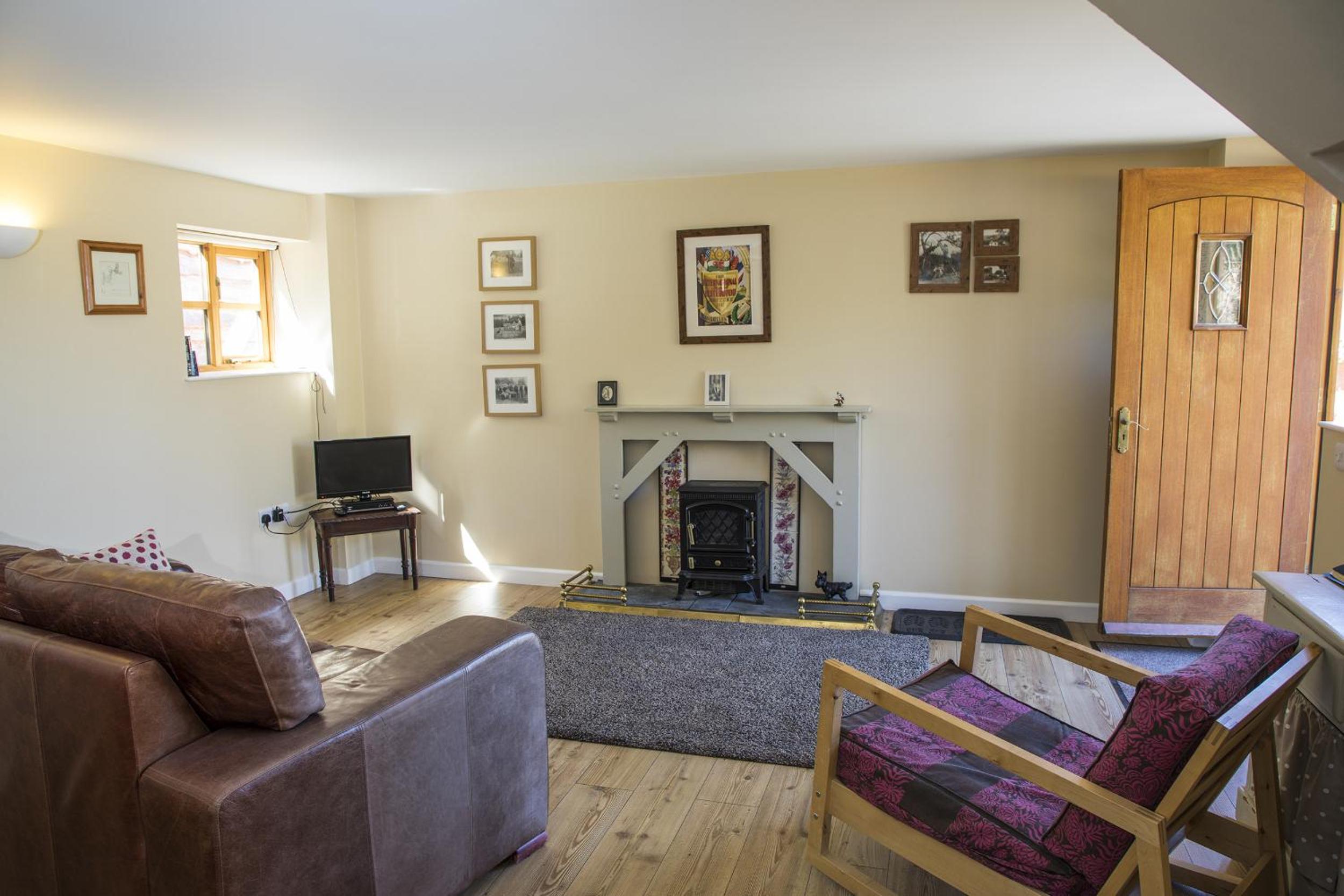 Finest Retreats - 1 Bed Llangollen Cottage - Sleeps 2 view 3