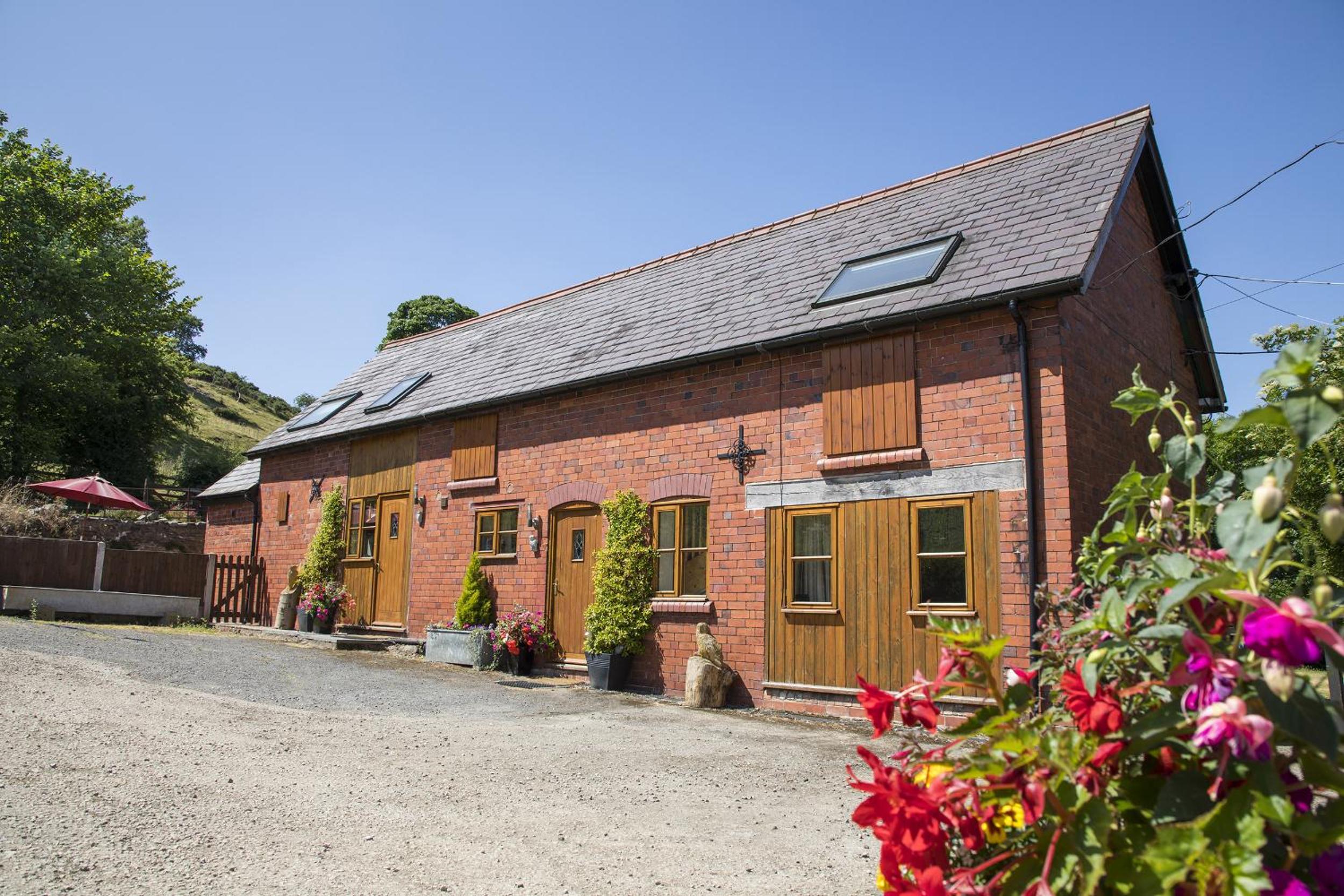 Finest Retreats - 1 Bed Llangollen Cottage - Sleeps 2 view 5