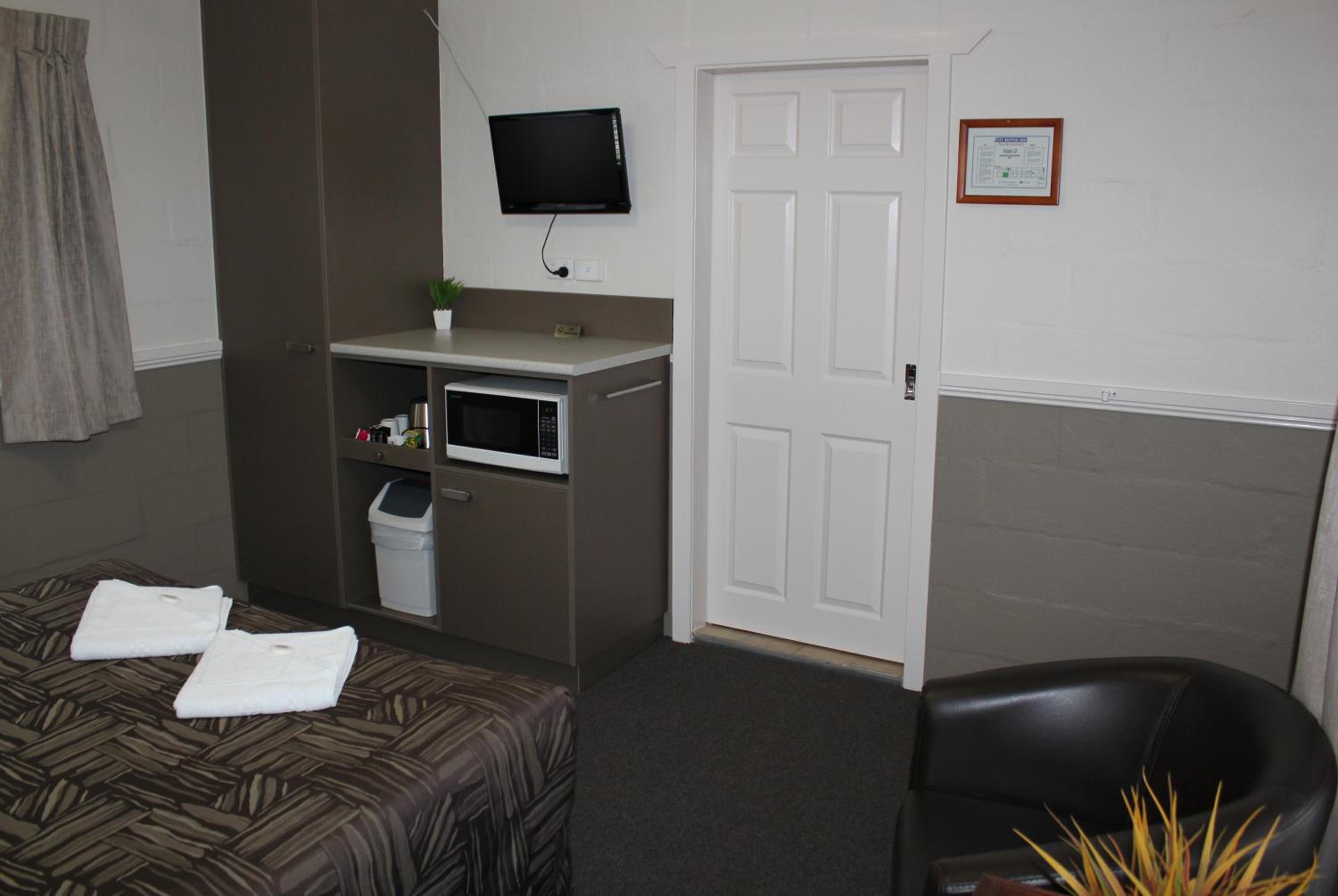 City Motor Inn