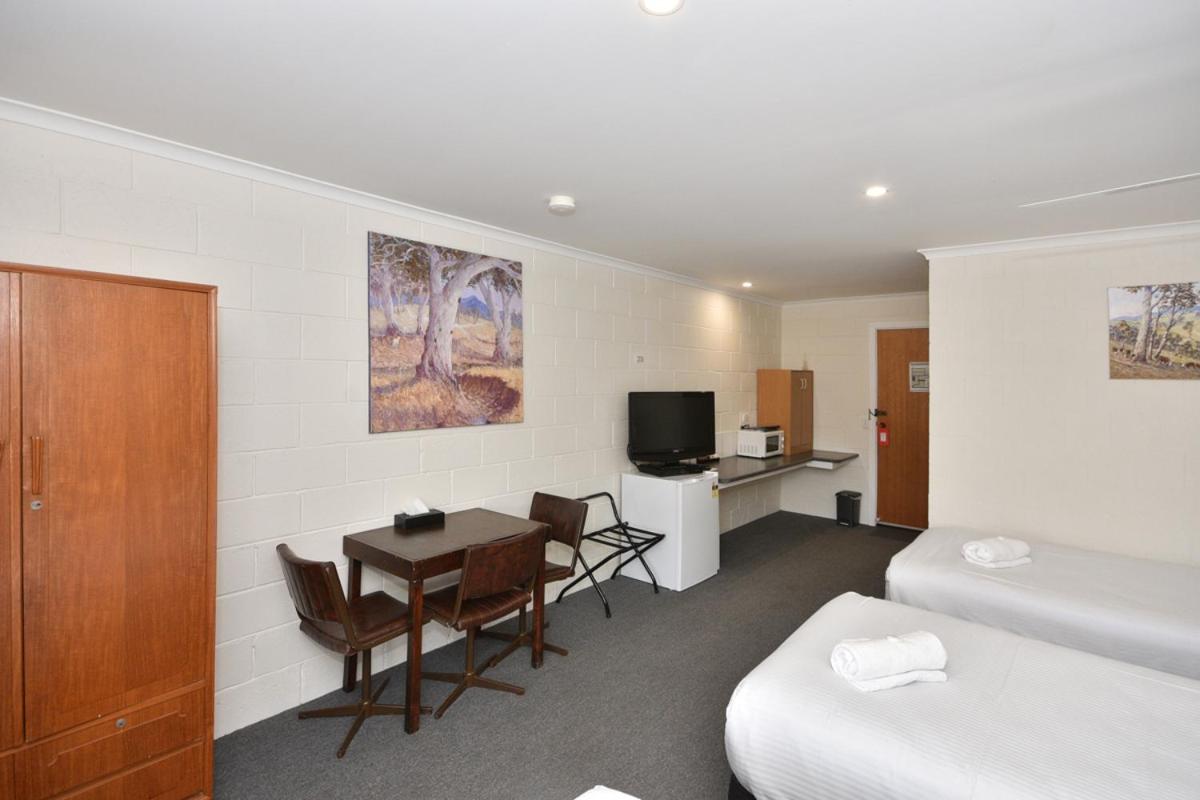 Inglewood Motel and Caravan Park Victoria