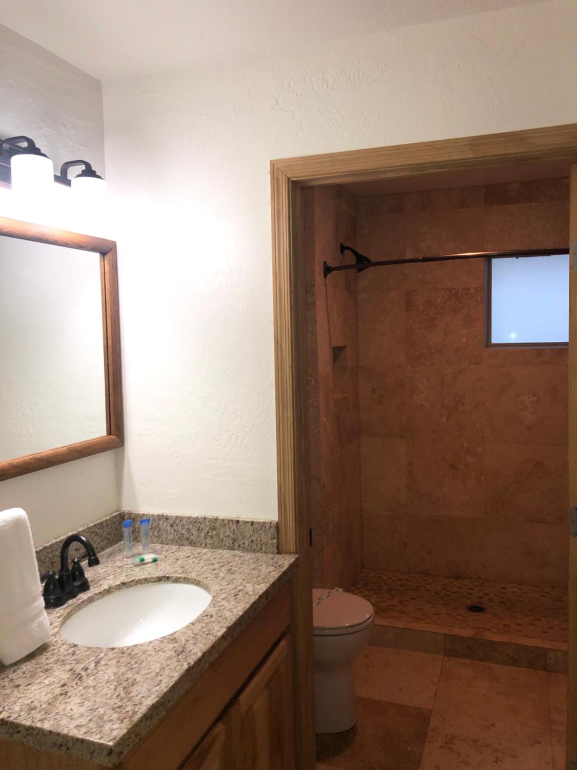 TimberLodge Inn