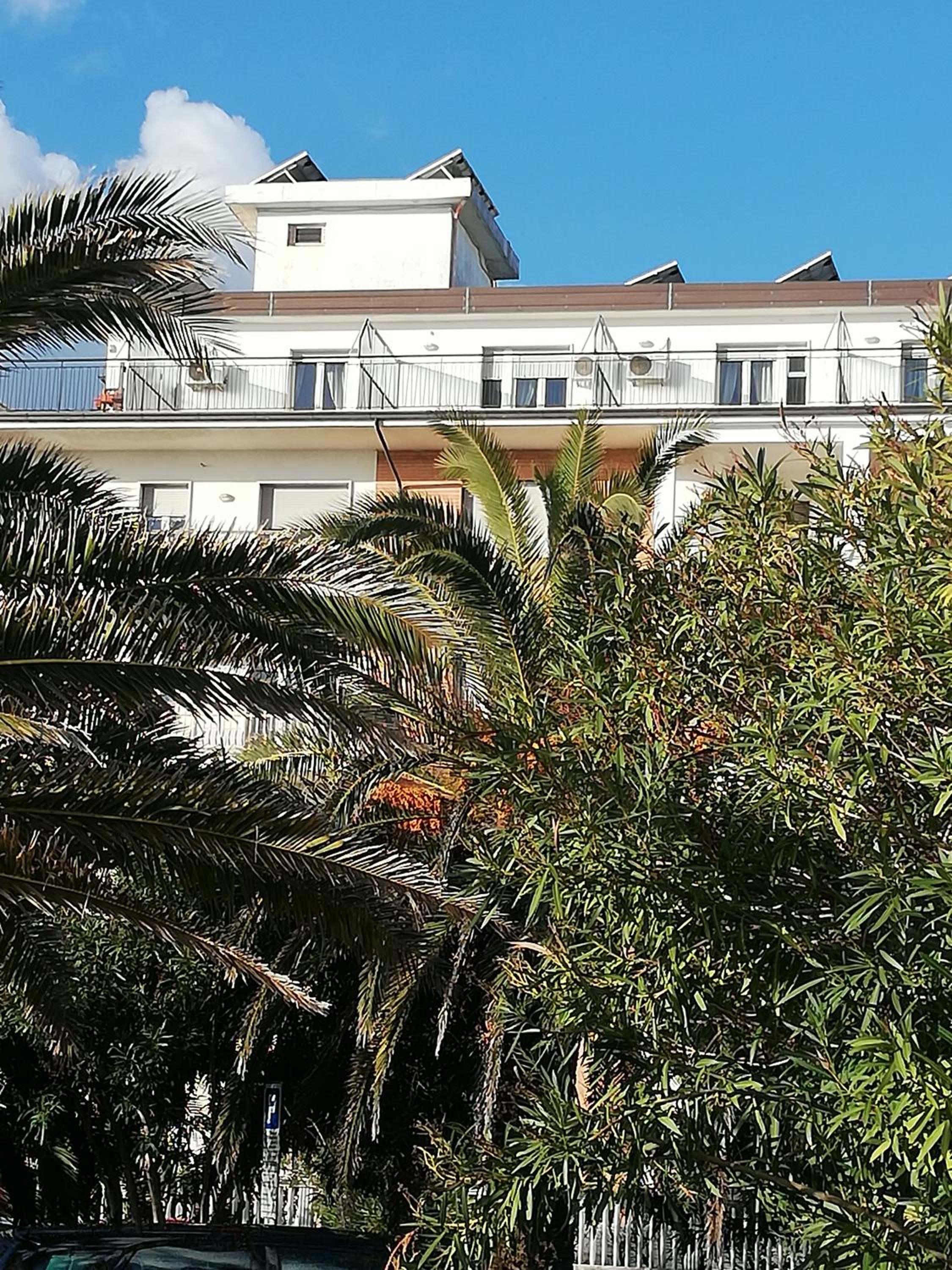 B&B Attico Mare view 4