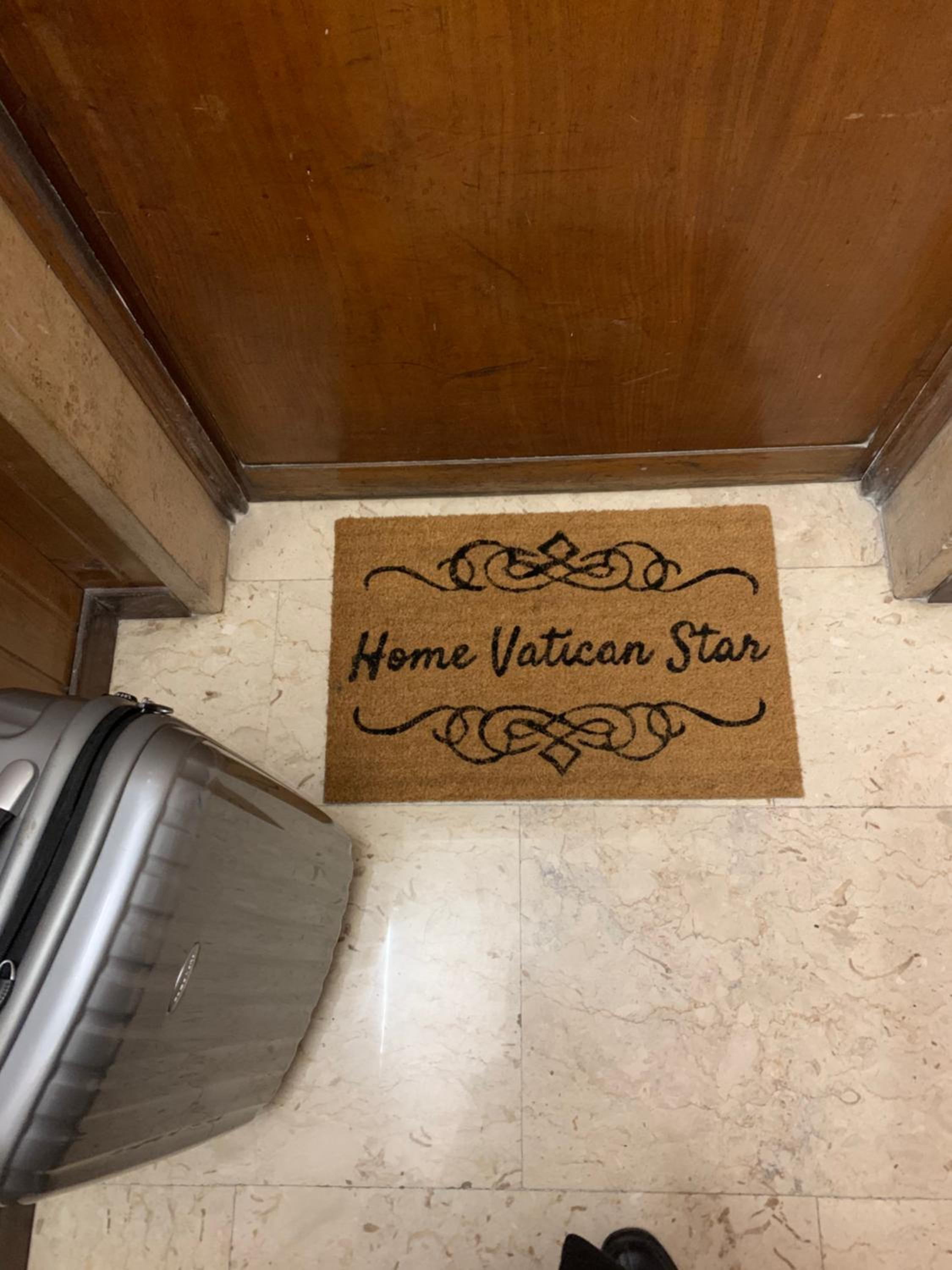 Home Vatican Star