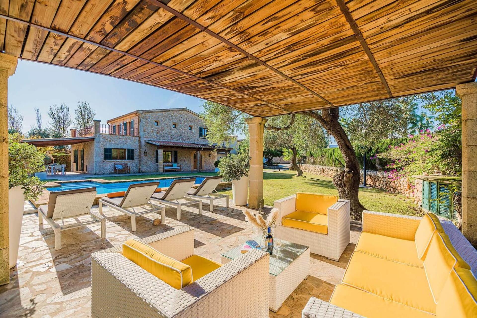 Villa Font Xica Petit by Sealand Villas view 3