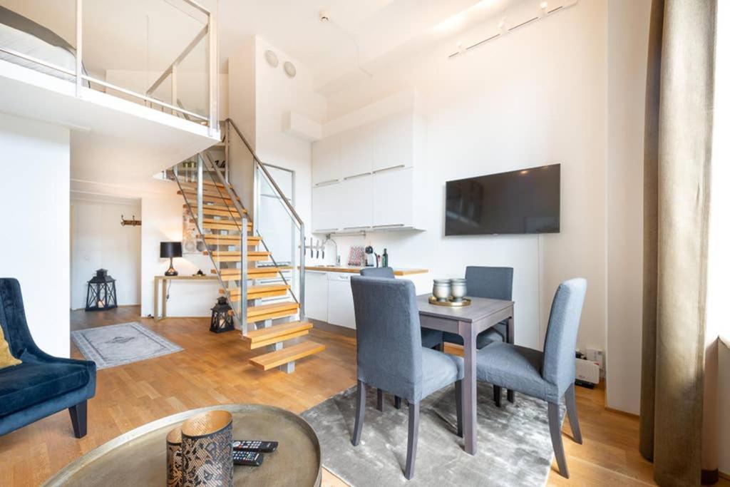 Nordic Host Luxury Apts - Prinsens Gate - Large Mezzanine Studio