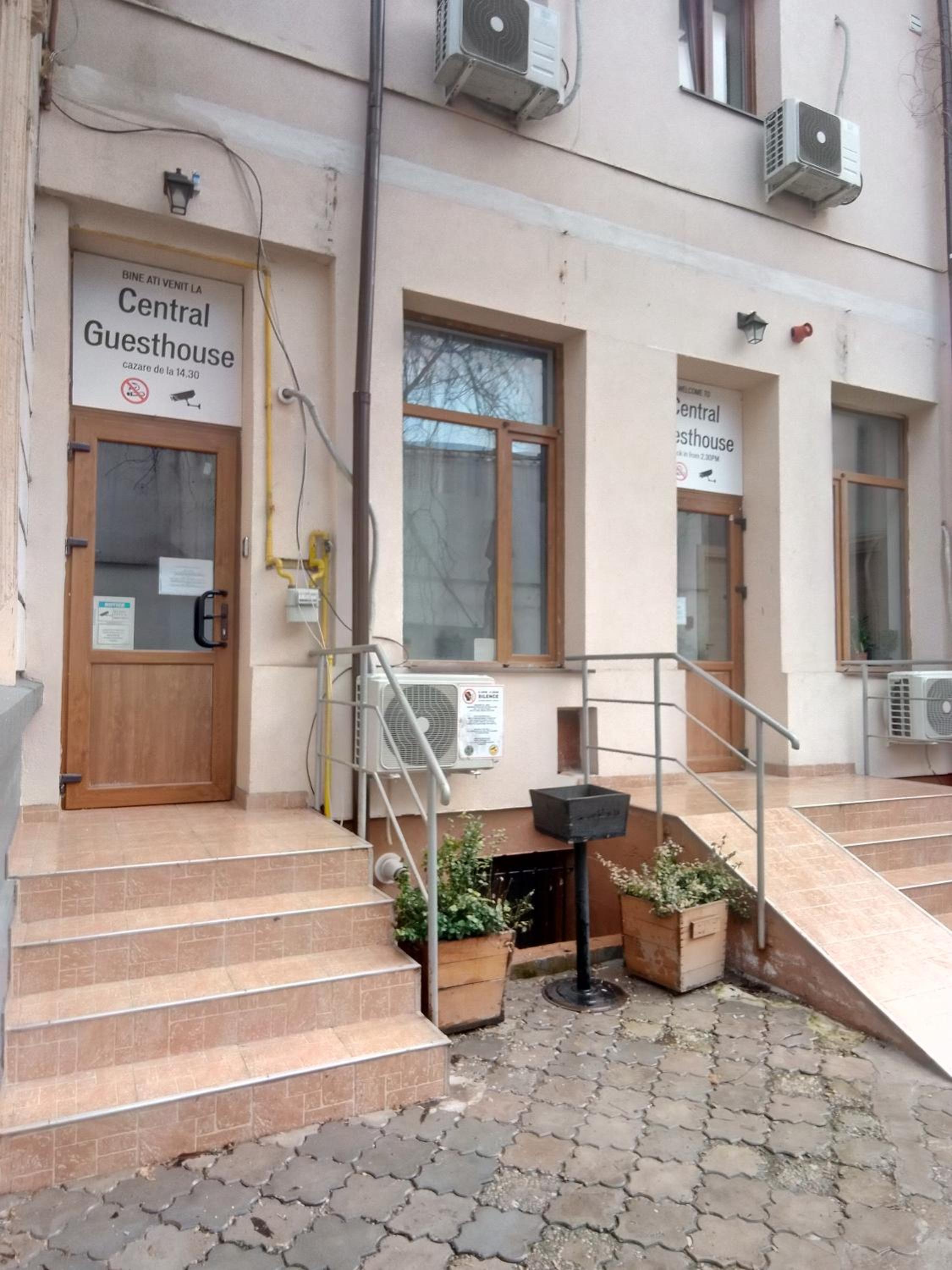 Central Guesthouse