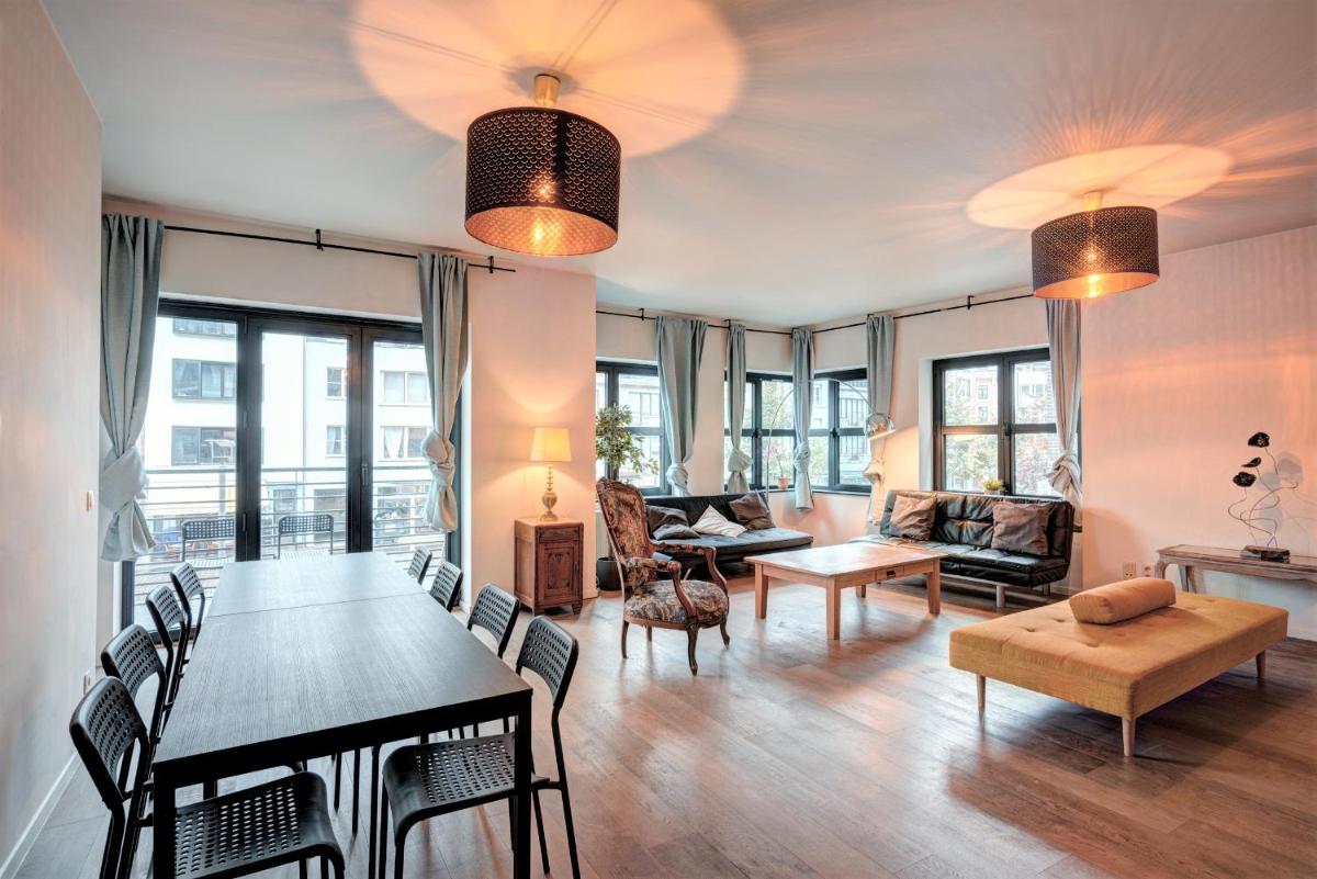 Theater Lodge Apartment in Heart of Antwerp view 2