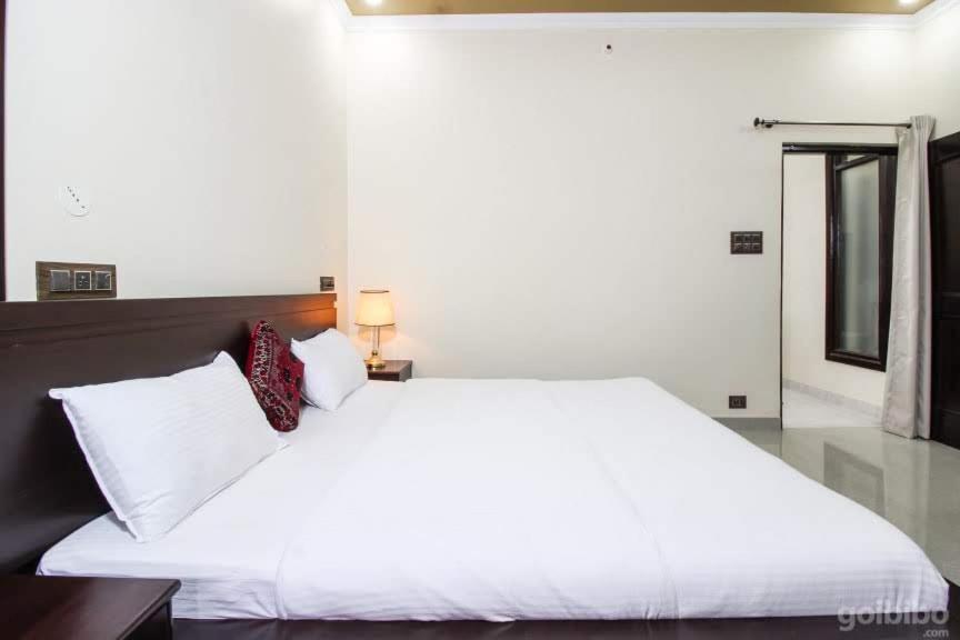 Touristen Holiday Home A luxury Villa