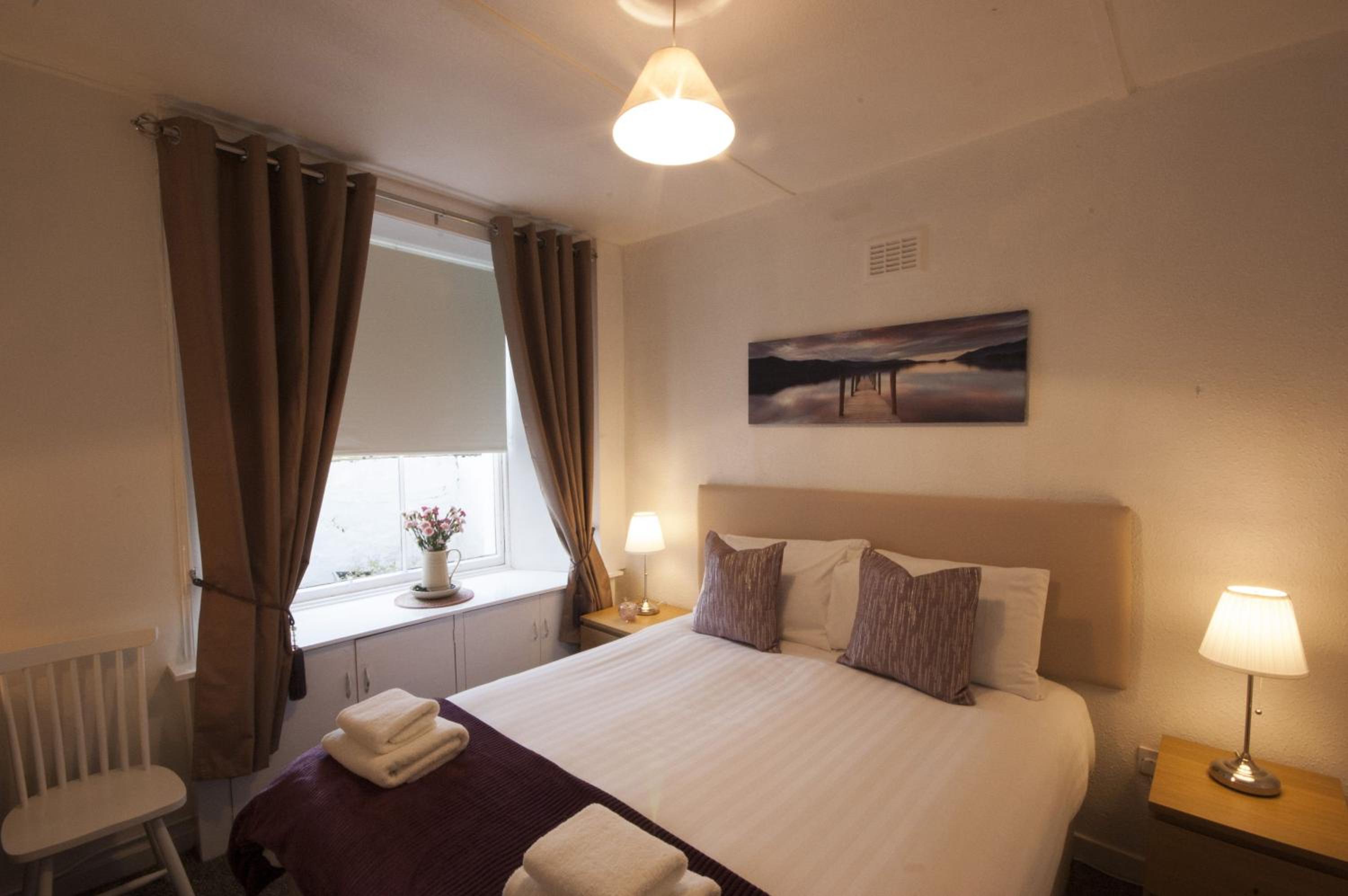 Allan Stream Apartment view 5