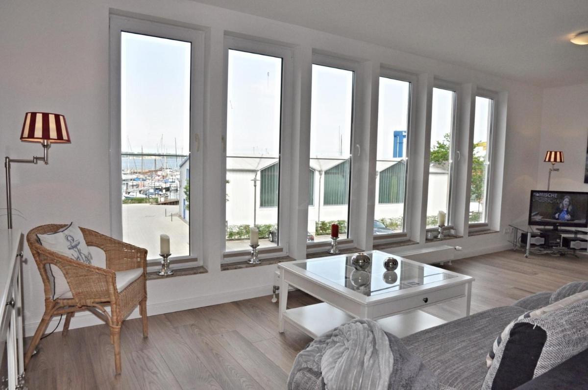 Hafenblick 3 view 4