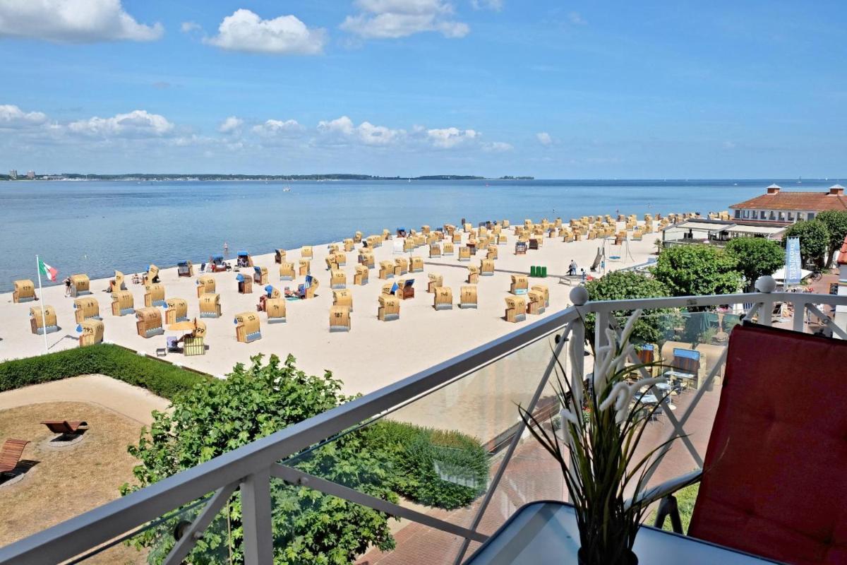 Strandhotel 27 view 2