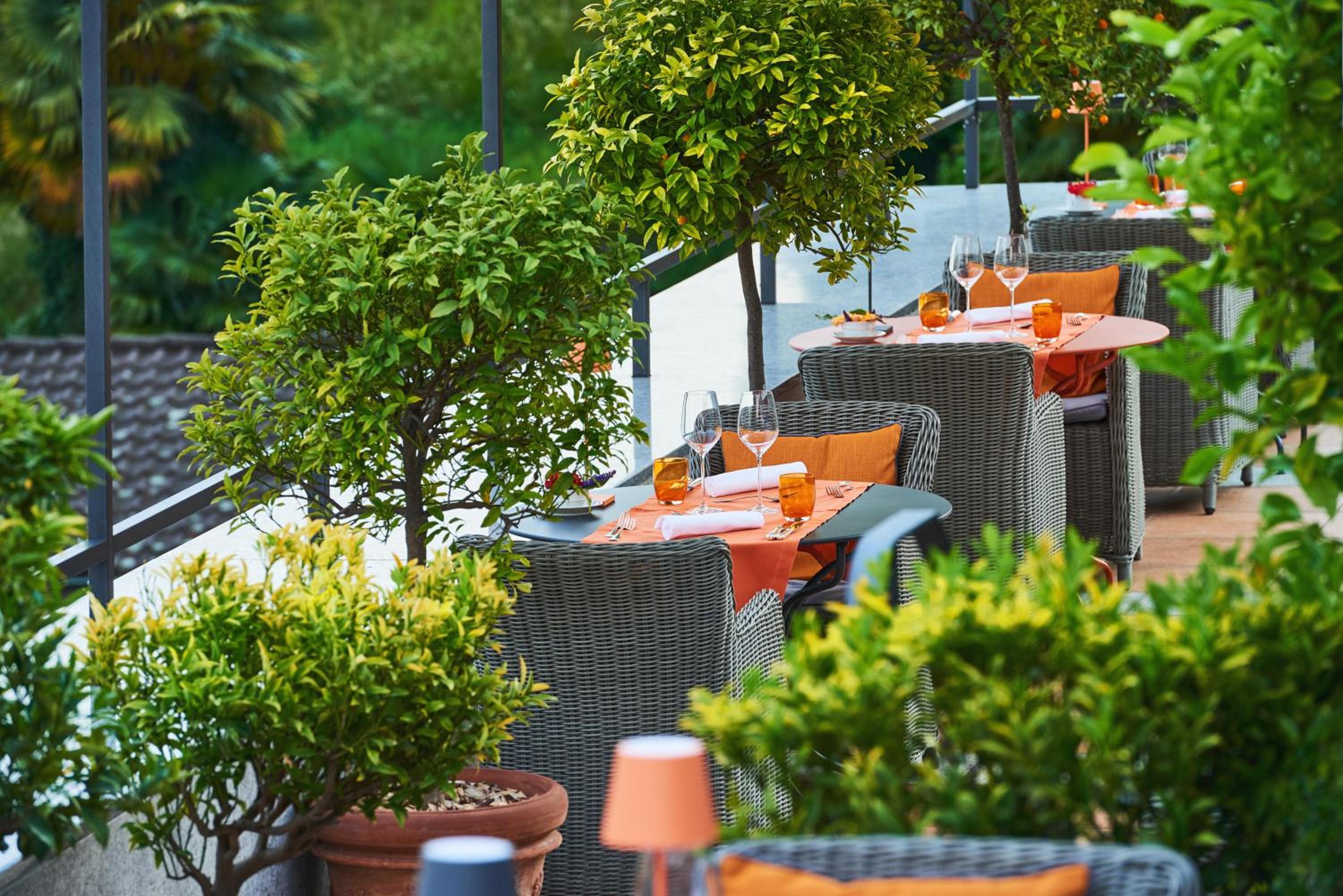 restaurant
