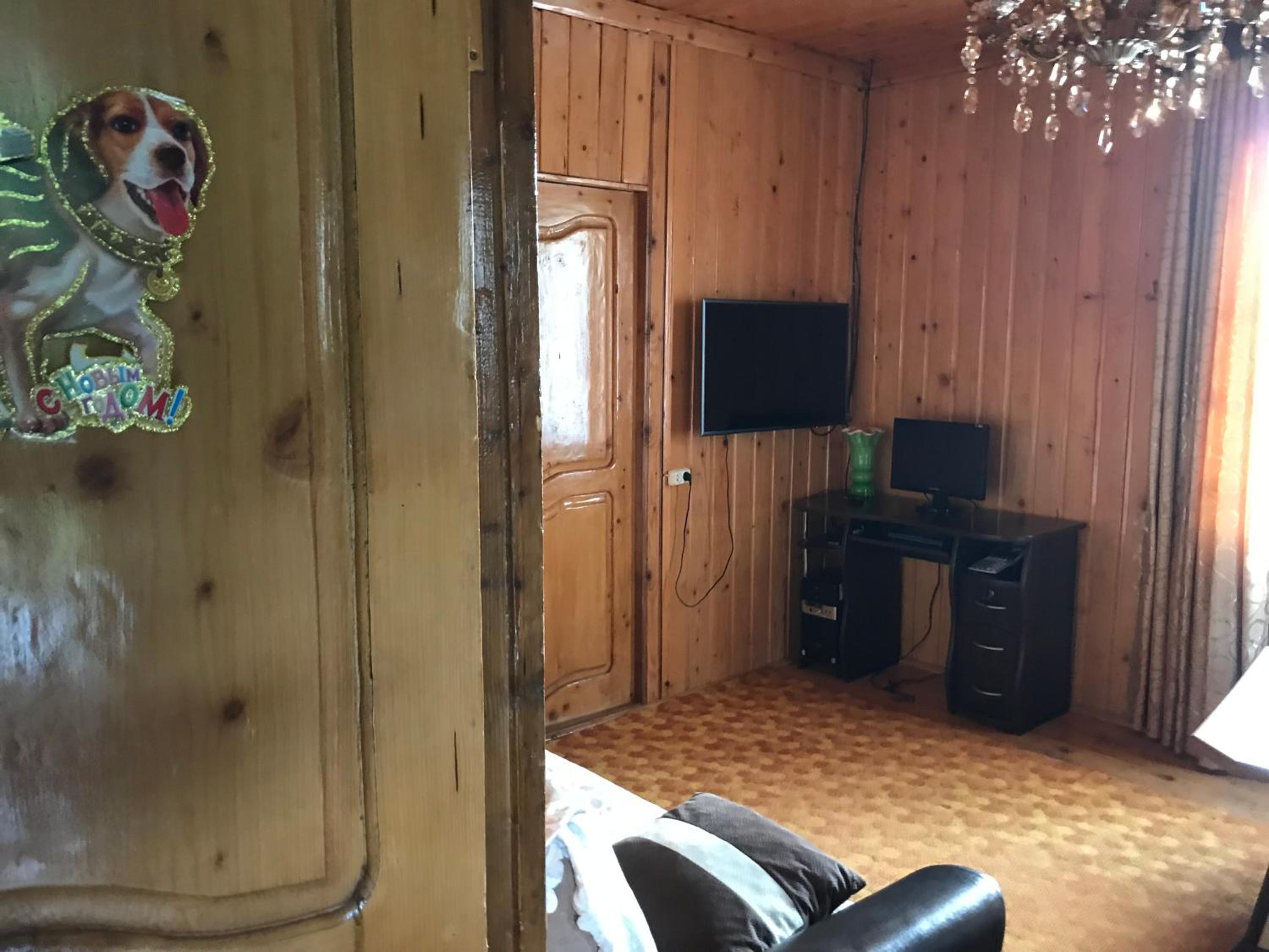 Photo 11