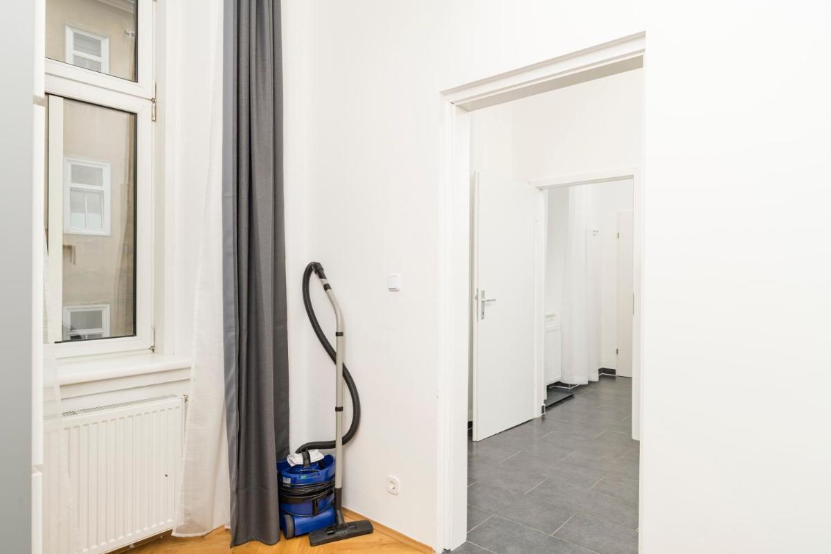 Business Suite St Marx