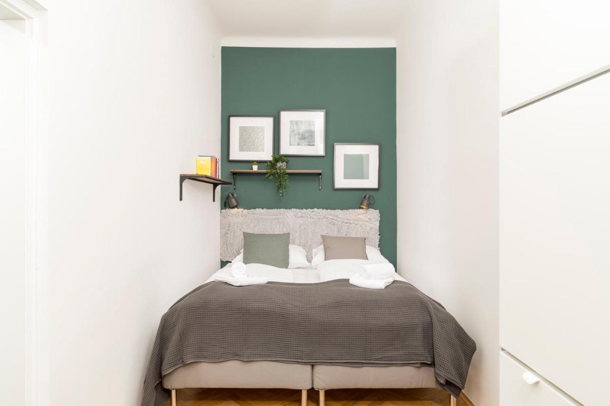 Business Suite St Marx