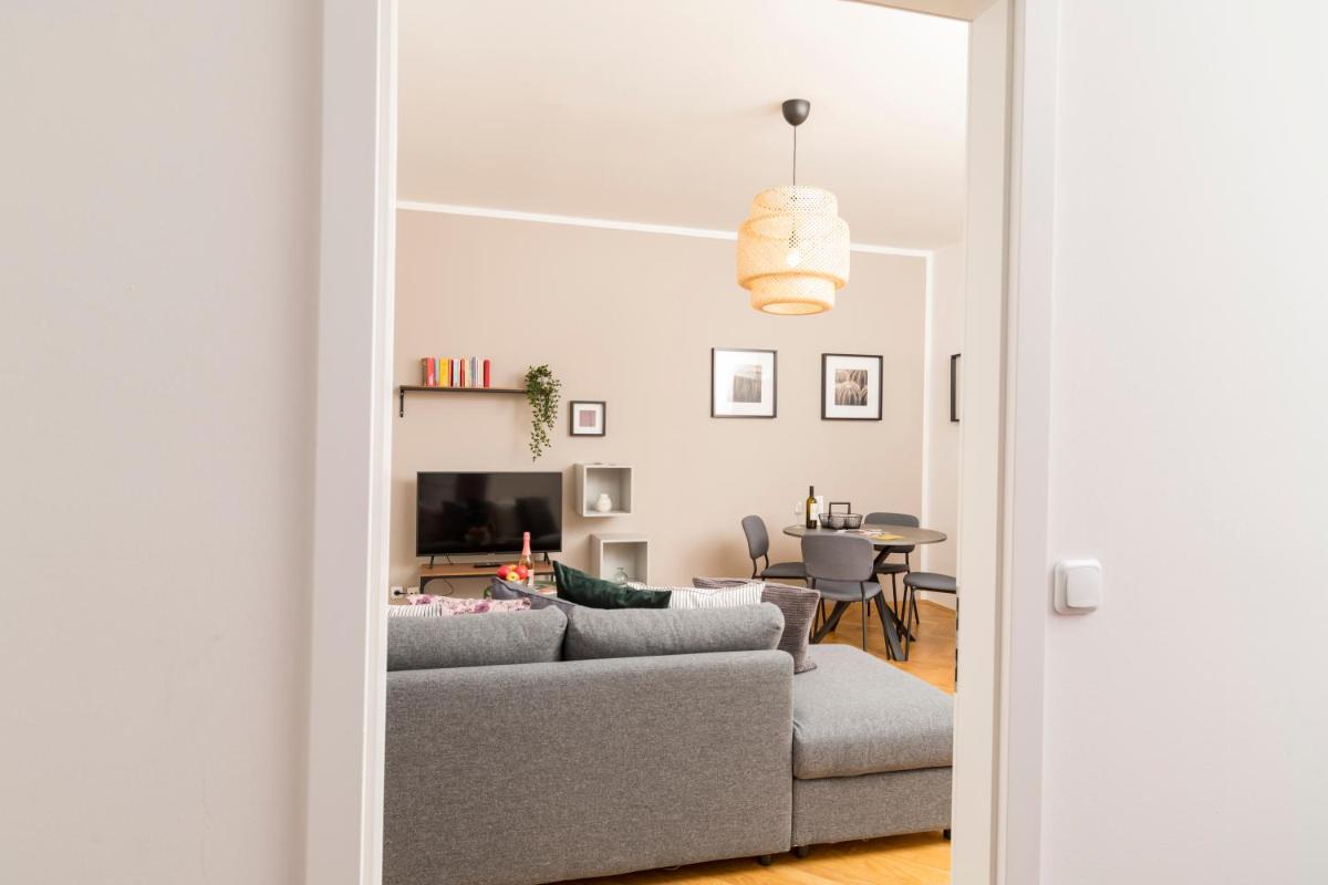 Business Suite St Marx