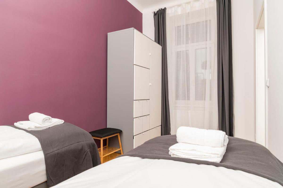 Business Suite St Marx