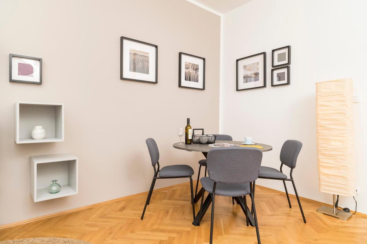 Business Suite St Marx