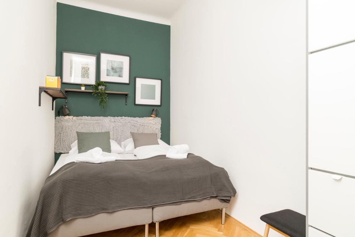Business Suite St Marx