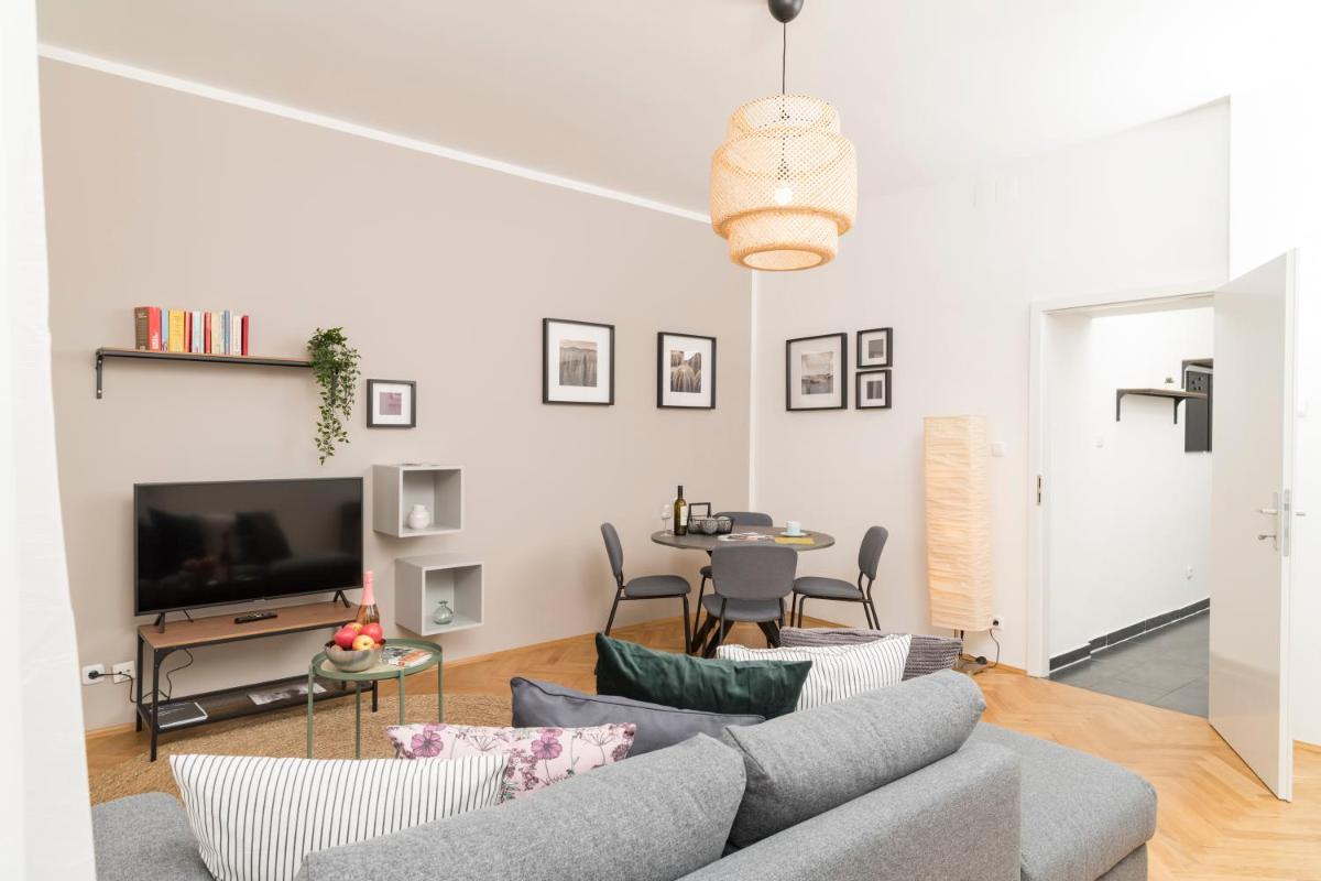 Business Suite St Marx