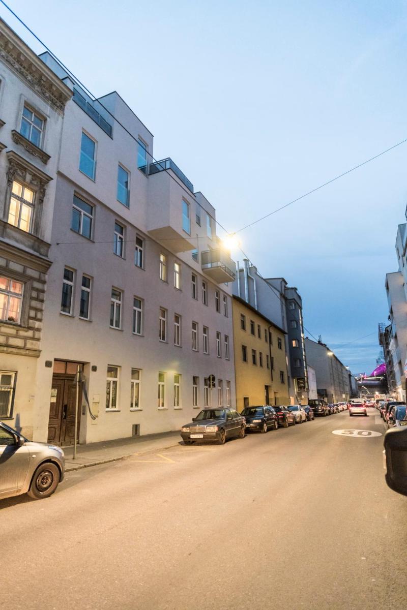 Business Suite St Marx