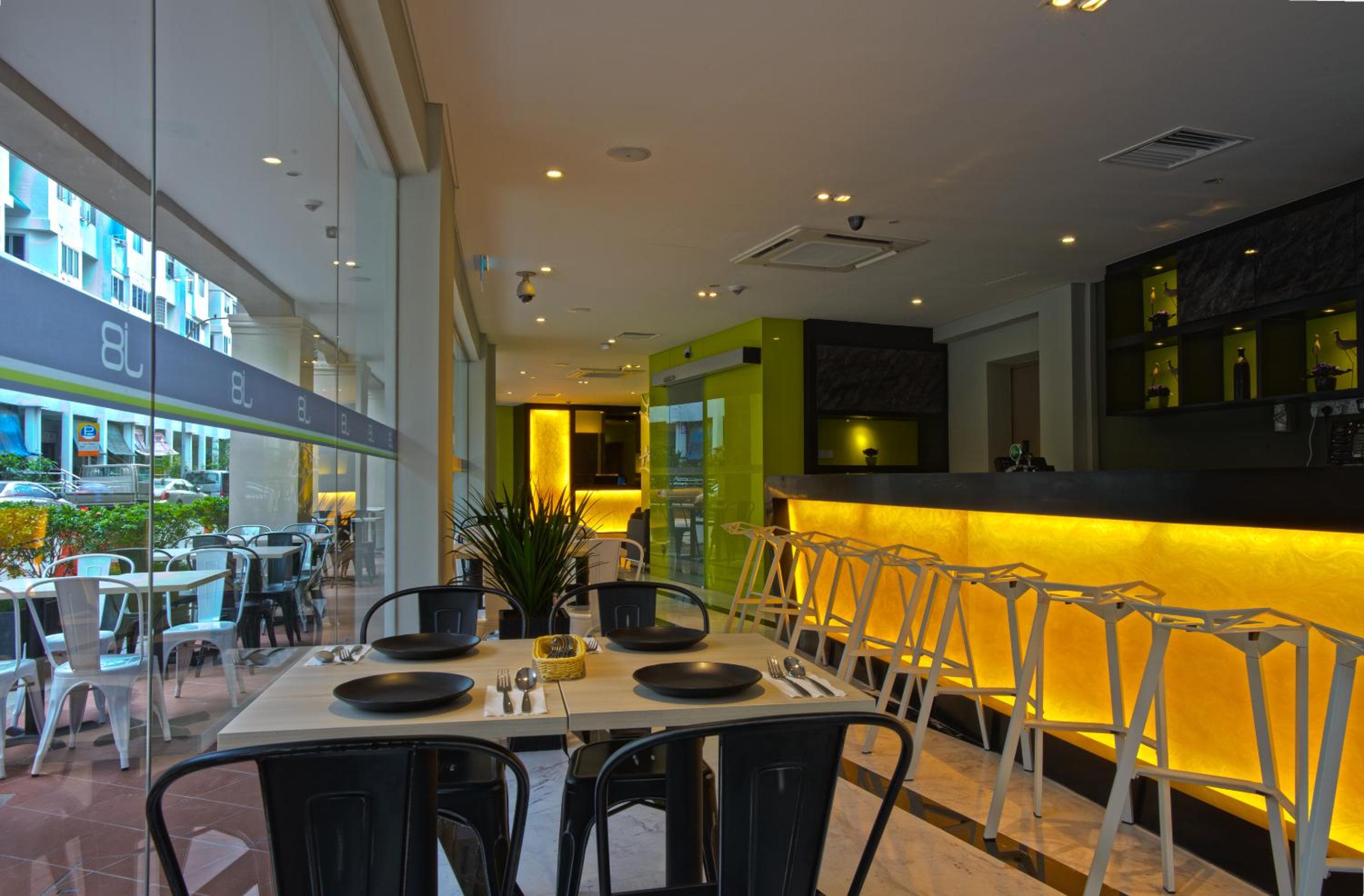 J8 Hotel photo 5