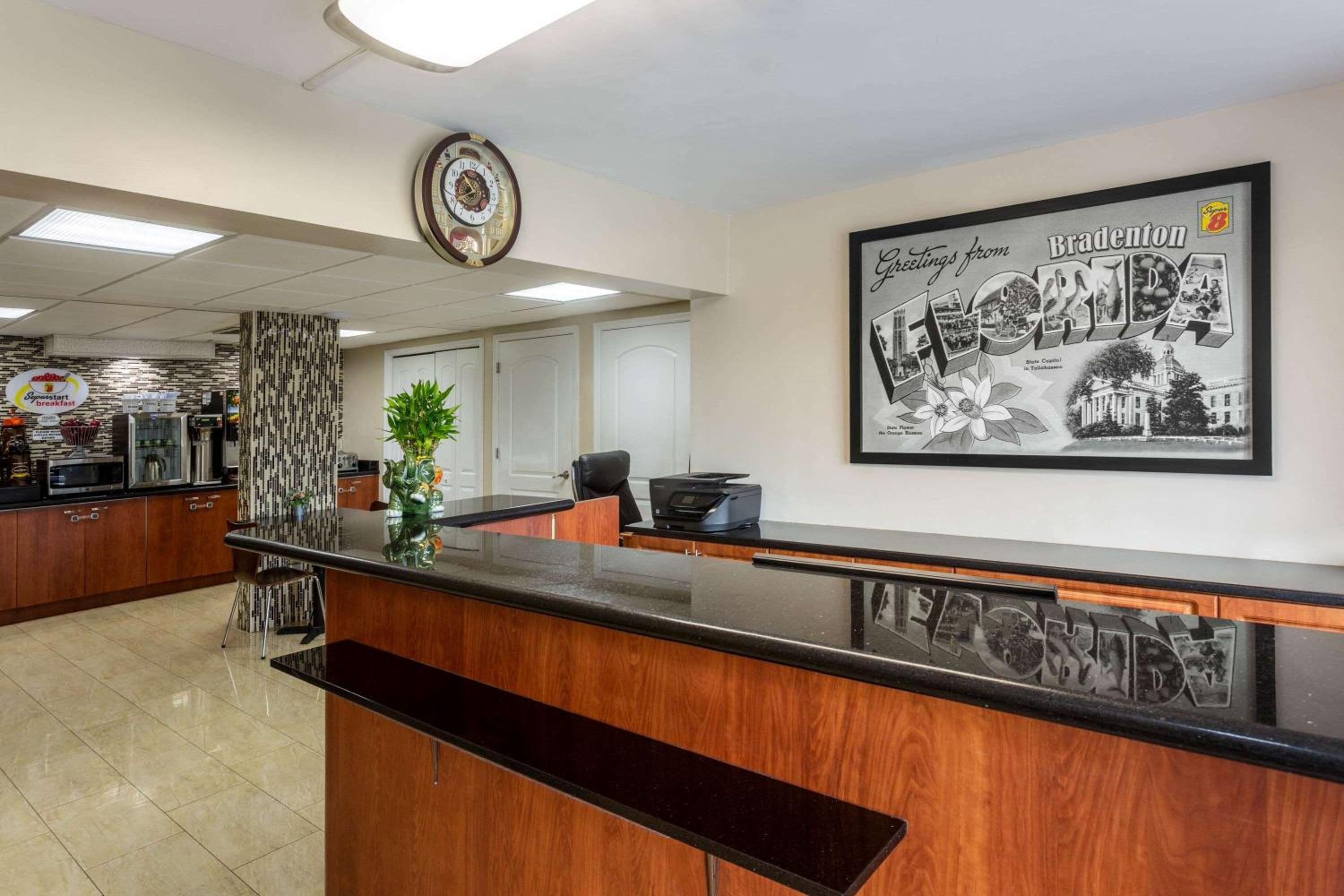 Super 8 by Wyndham Bradenton Sarasota Area view 3