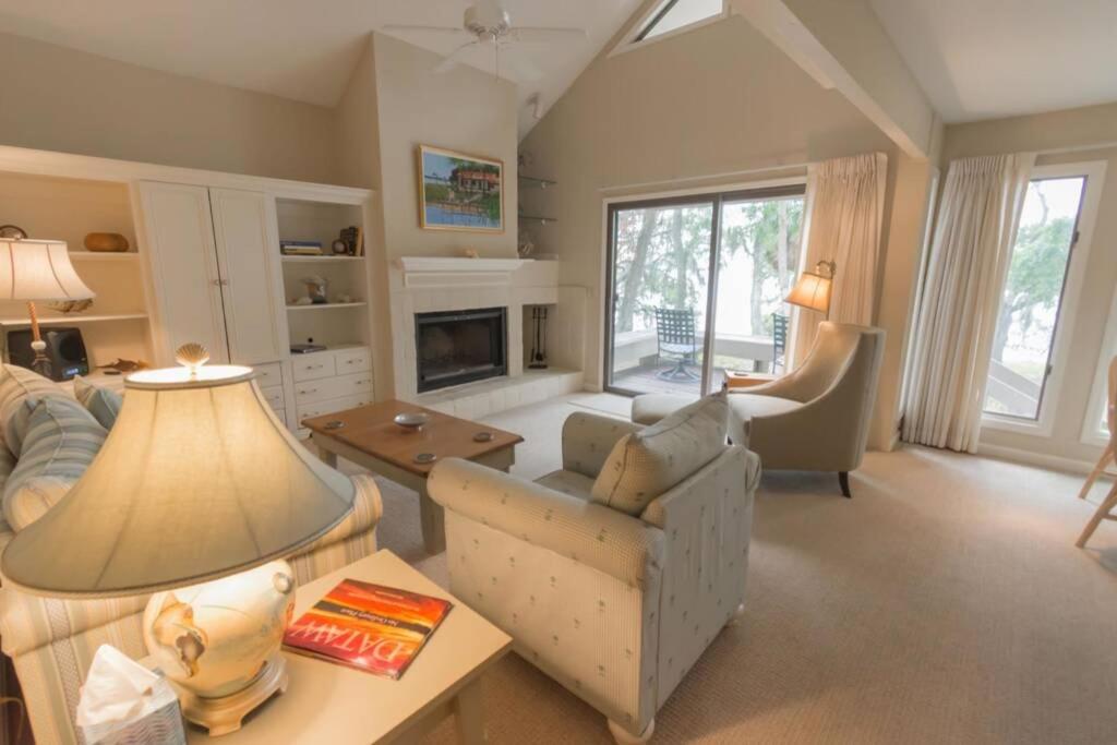 Pristine 3 Bedroom Dataw Bluff Villa view 4