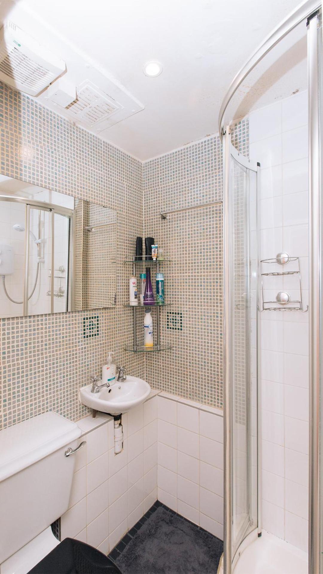 Studio flat in Paddington Central London Zone 1