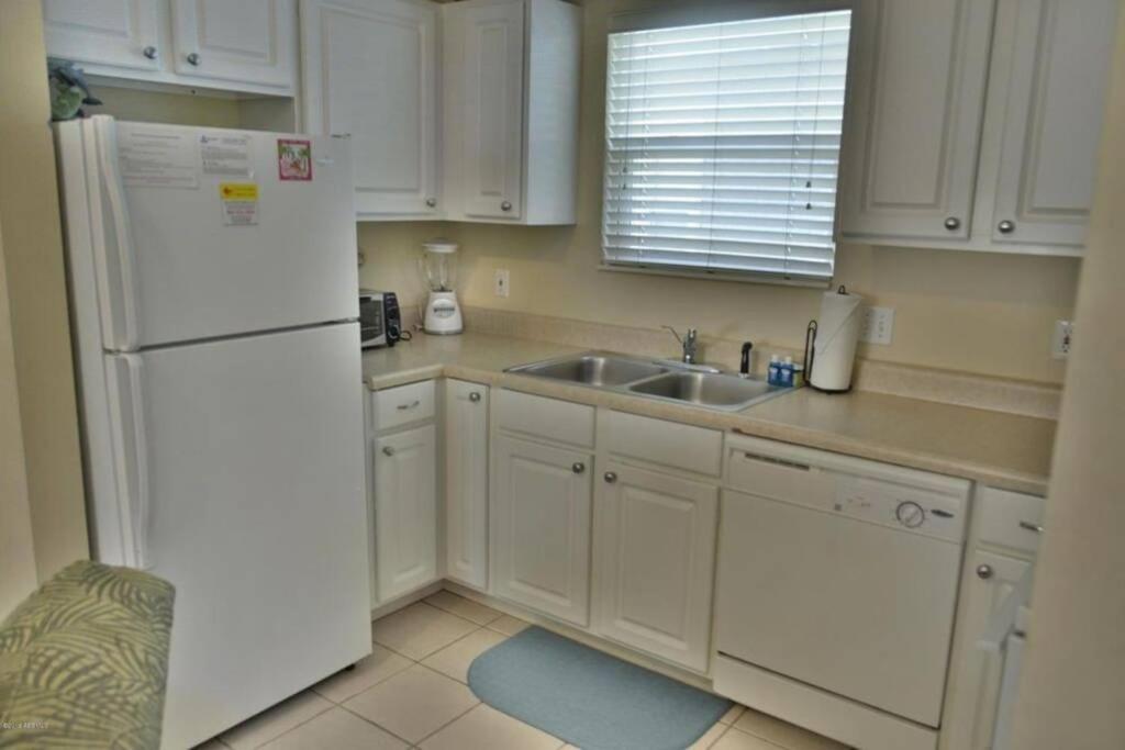 Sleeps 8 - Located on Davis Love. Club cards - Golf Cart Available view 5