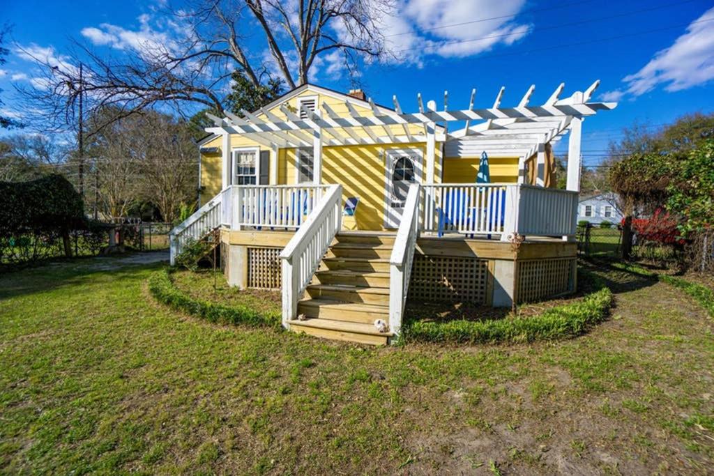 Graduations Welcome! Bayside Bungalow Close Proximity to Downtown Beaufort and Parris Island