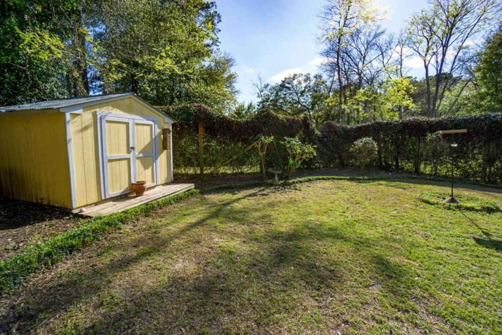 Graduations Welcome! Bayside Bungalow Close Proximity to Downtown Beaufort and Parris Island