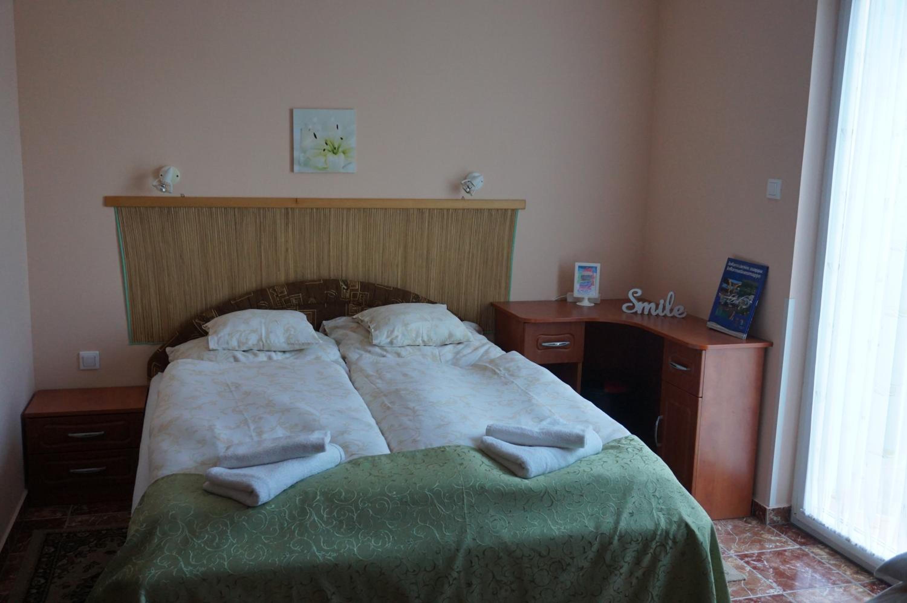 Photo 34