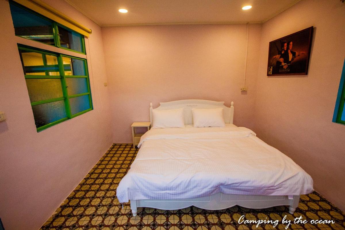 Sleep by the Sea - Elegant Room Rental view 3