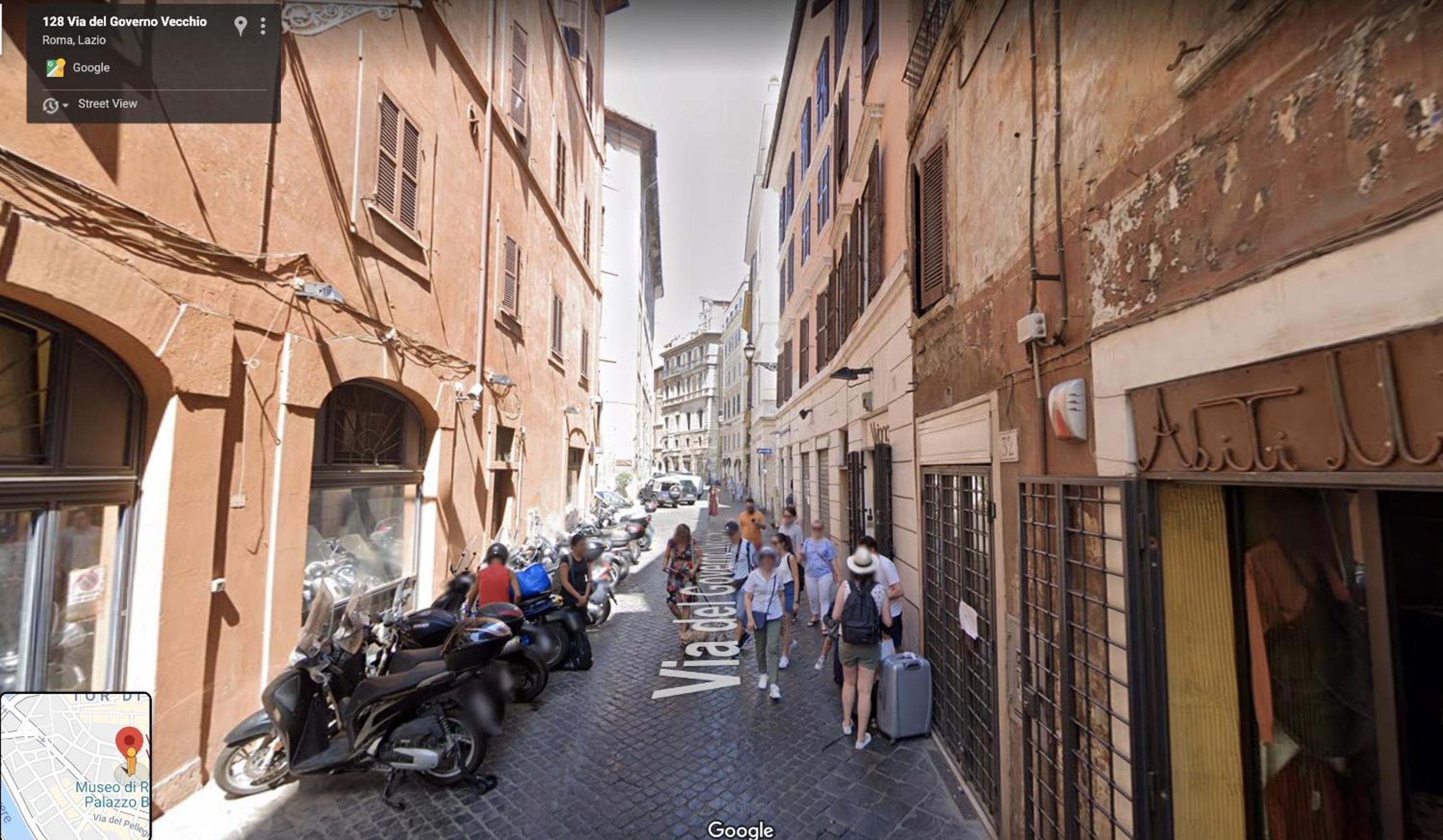 Rome old town luxury loft