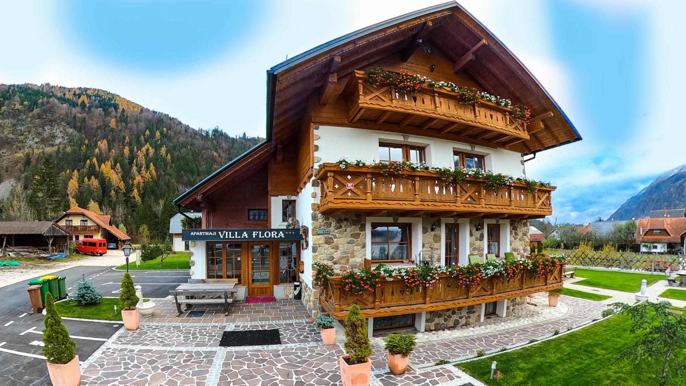 Apartments in Villa Flora