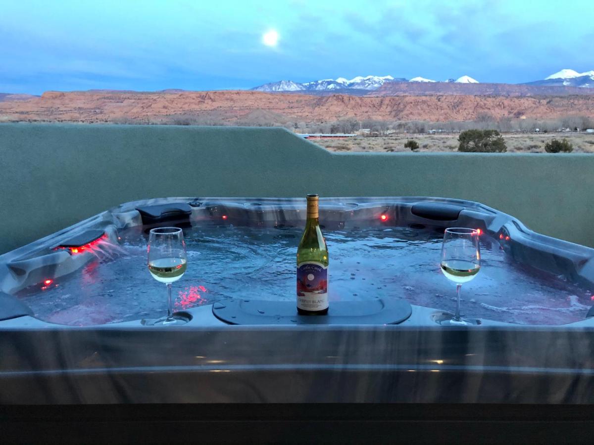 Exclusive Retreats Moab 3369 view 3