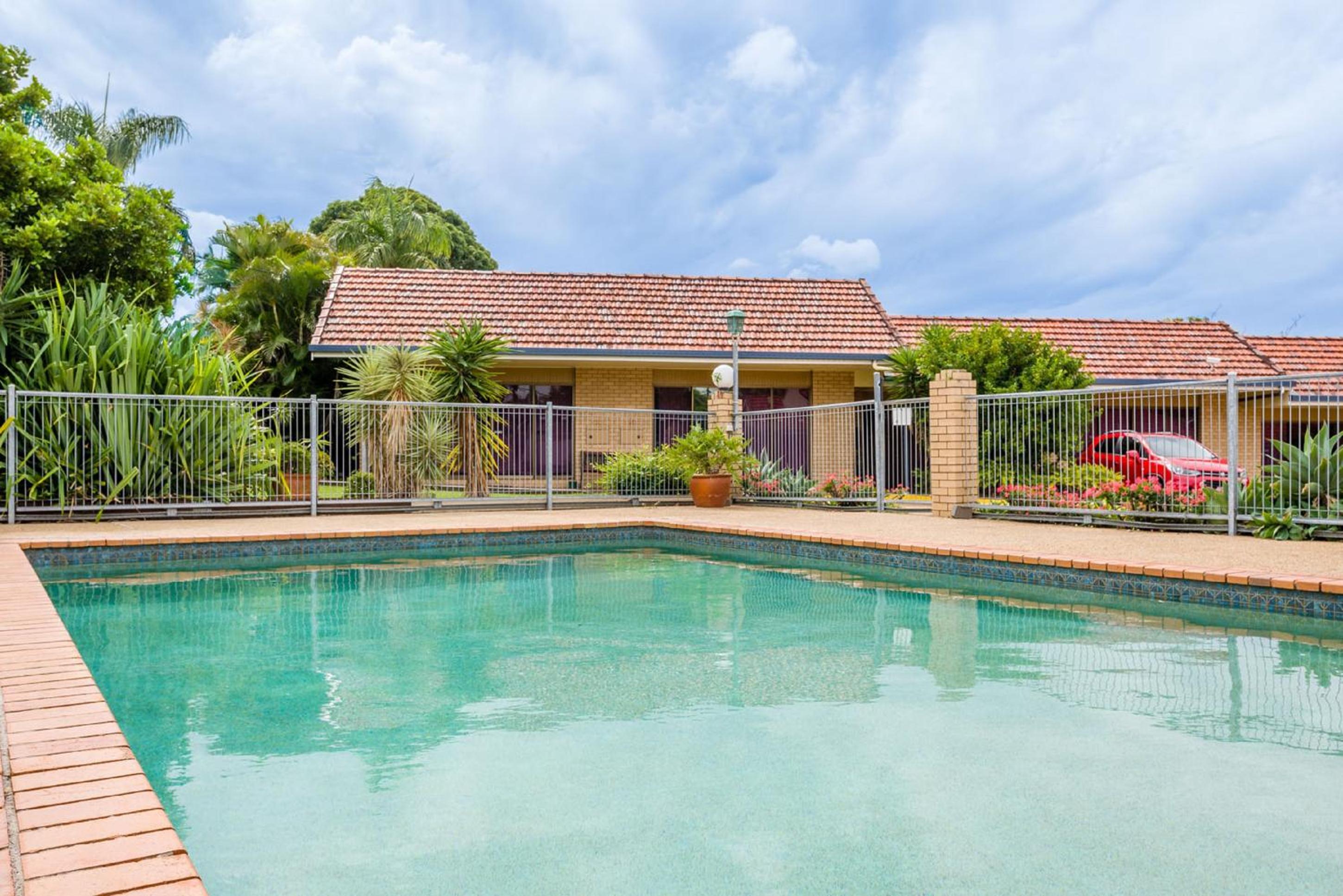 Aspley Carsel Motor Inn