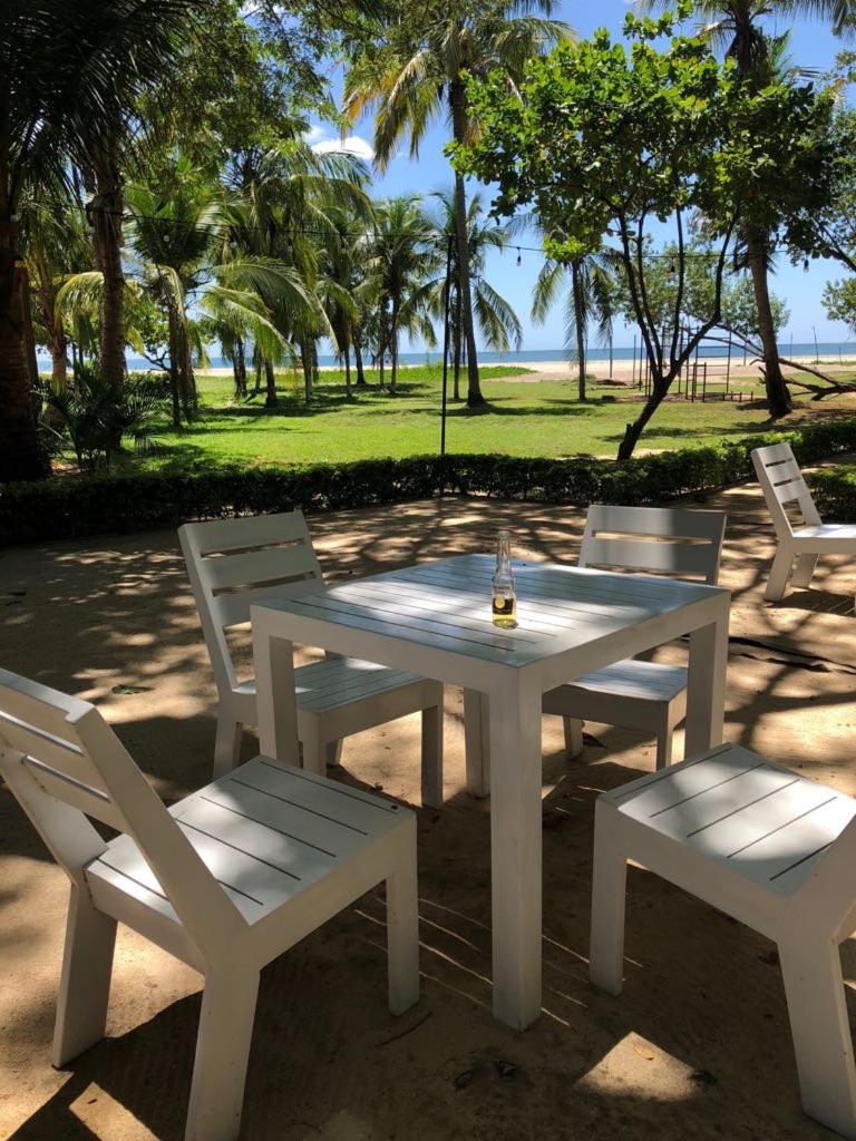 Casa Aura Beachfront B&B