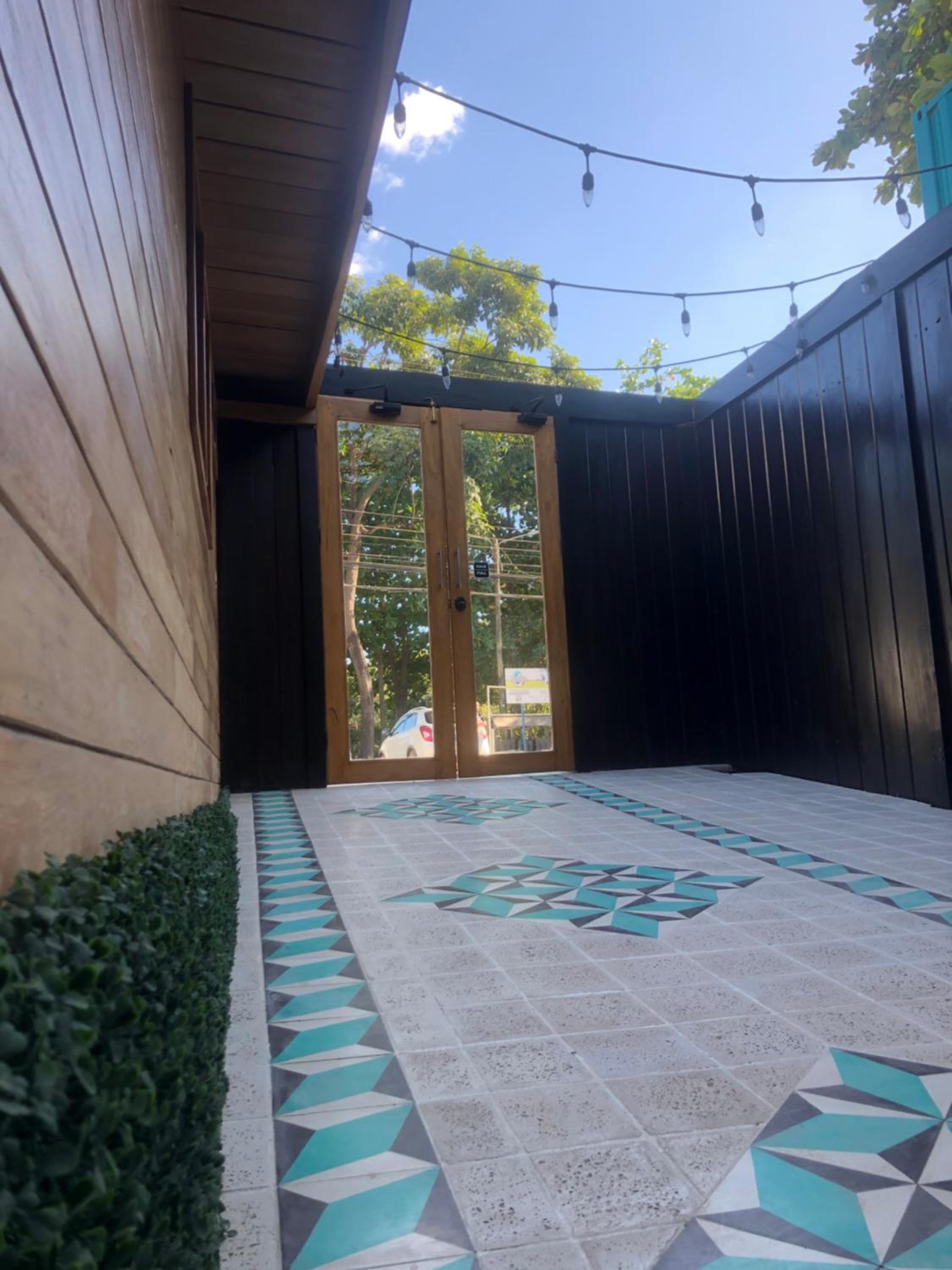 Casa Aura Beachfront B&B