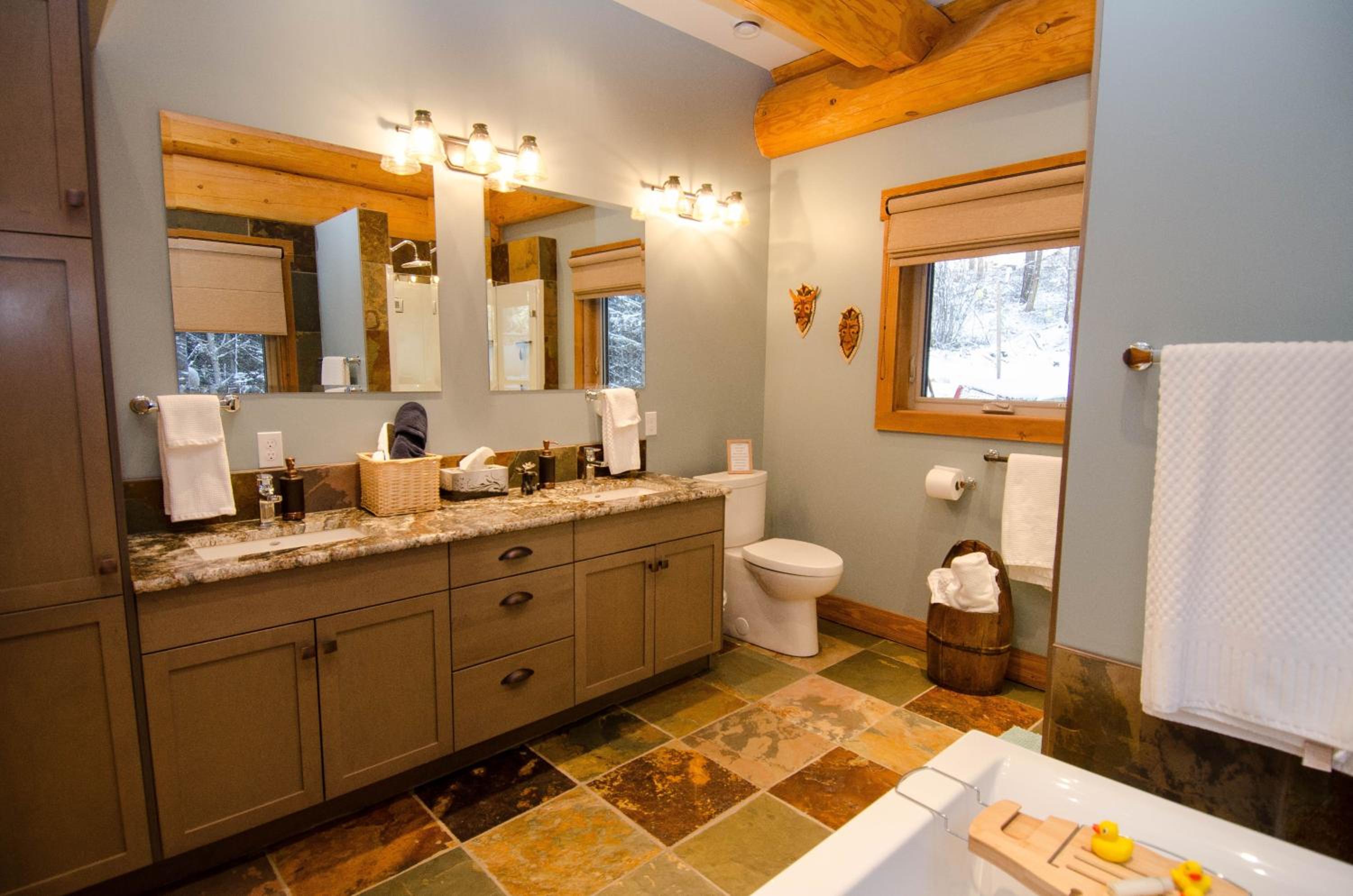 Golden Acres Mountain Lodge