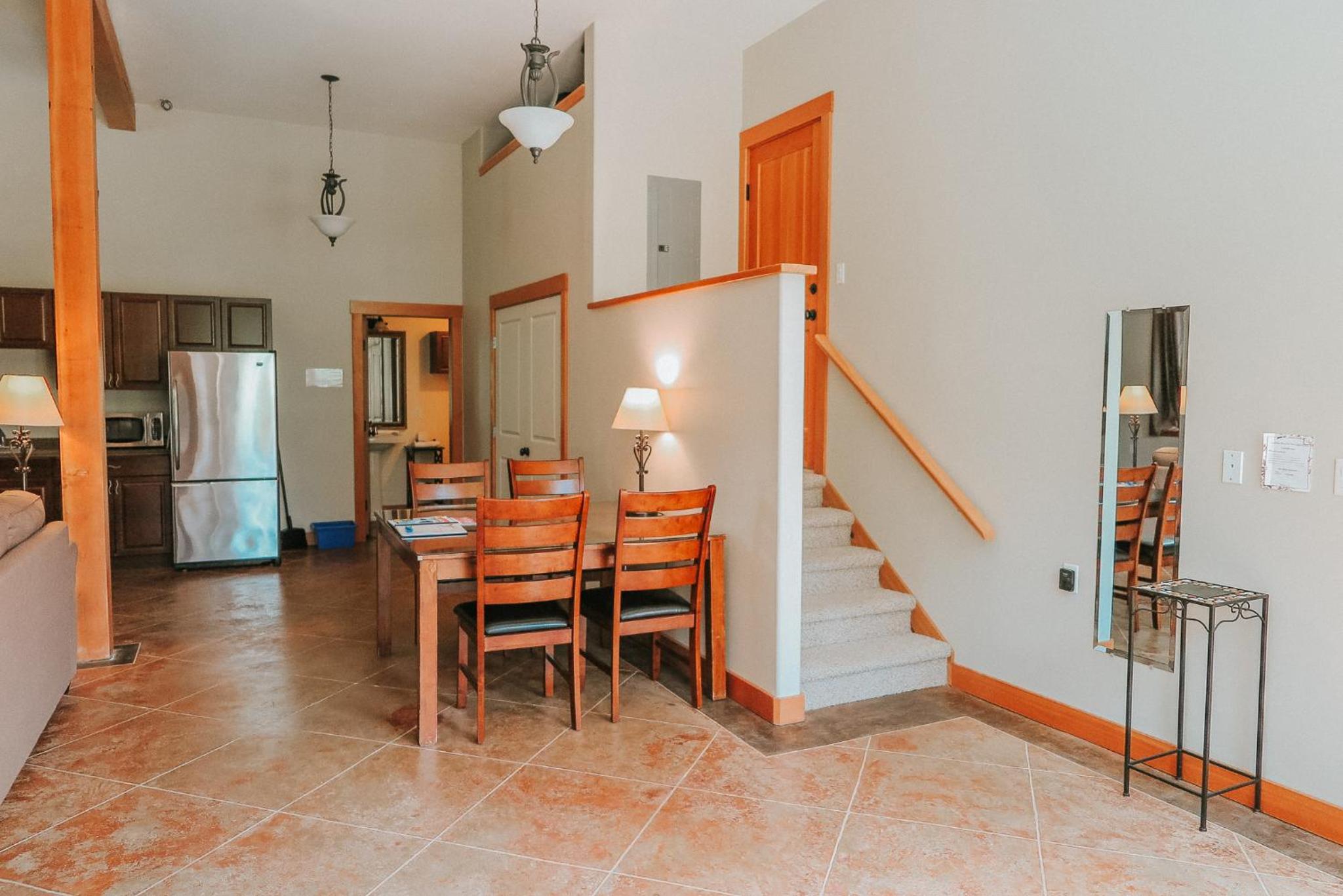 Tofino Vacations - Cobble Wood and Bird Sanctuary Guest Houses - Property Image 8