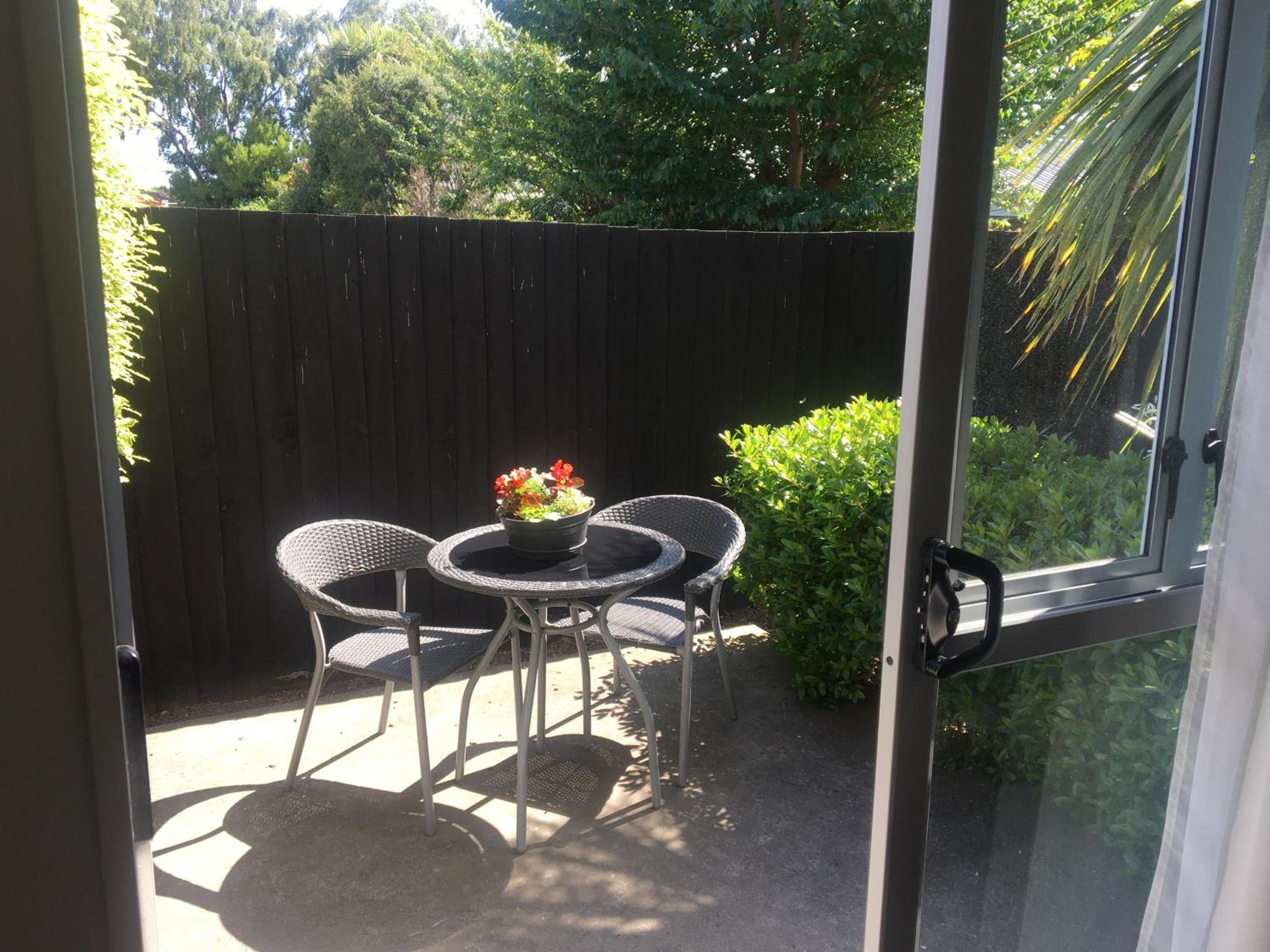 FYFFE on Riccarton - Image 2